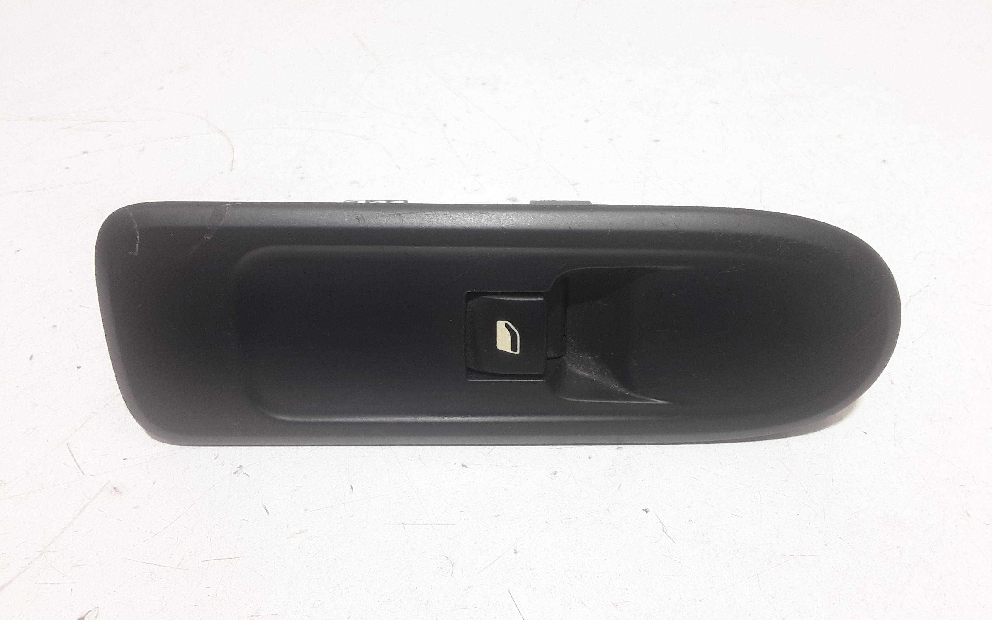 Interruttore Alzacristalli Porta Ant. Destro Usato