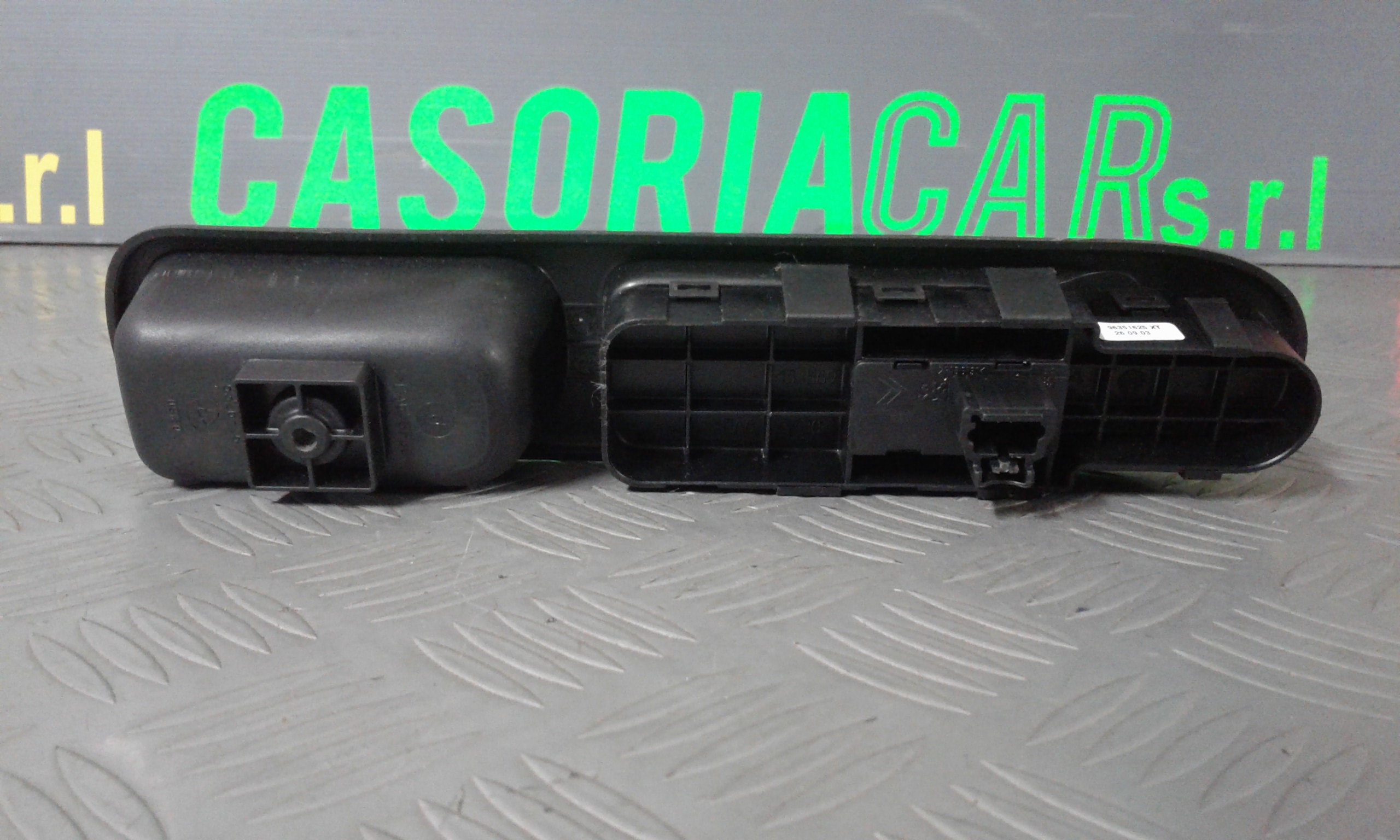 Interruttore Alzacristalli Porta Ant. Destro Usato