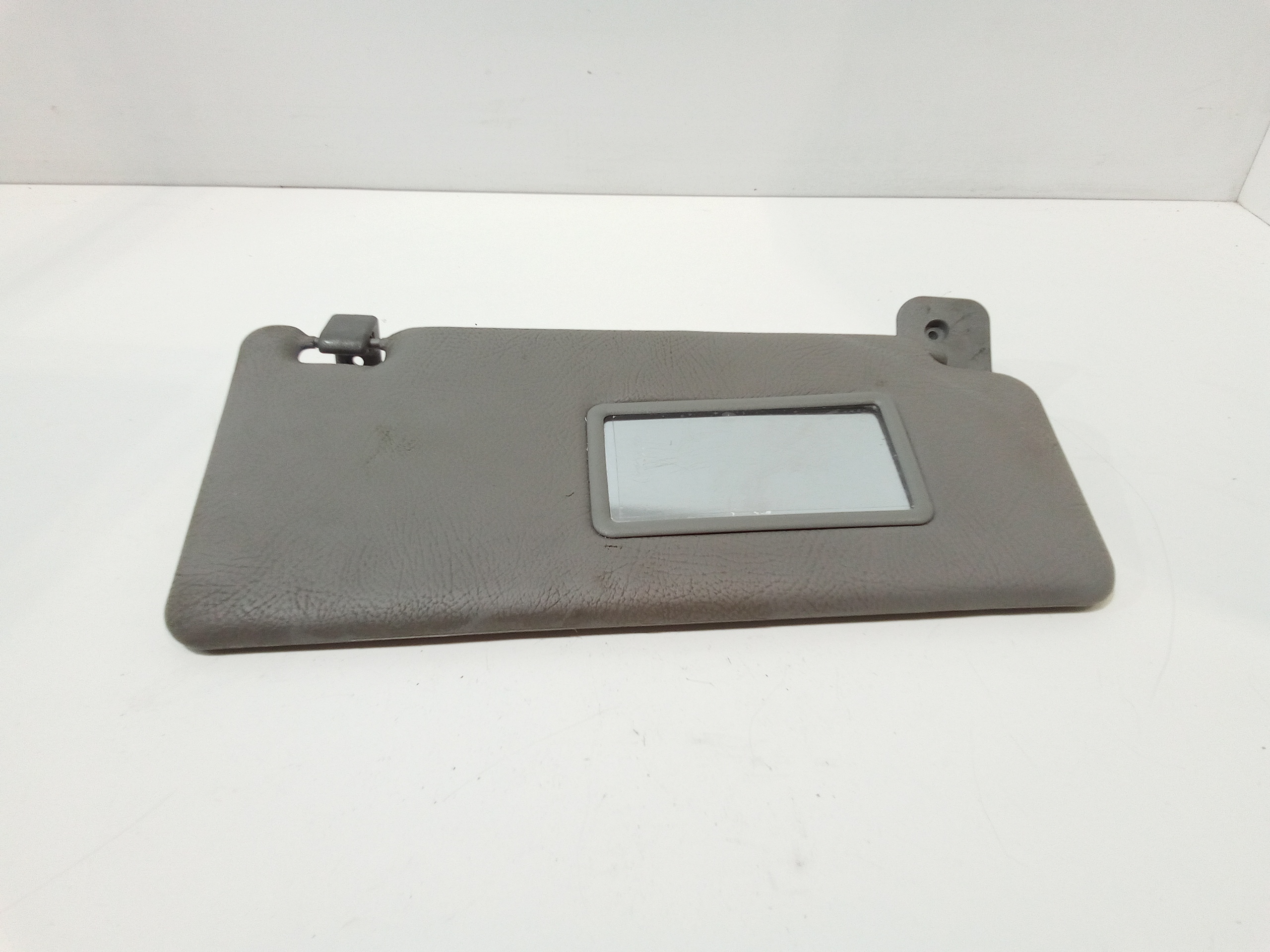 Aletta Parasole Parabrezza Destro 182427660 Usato