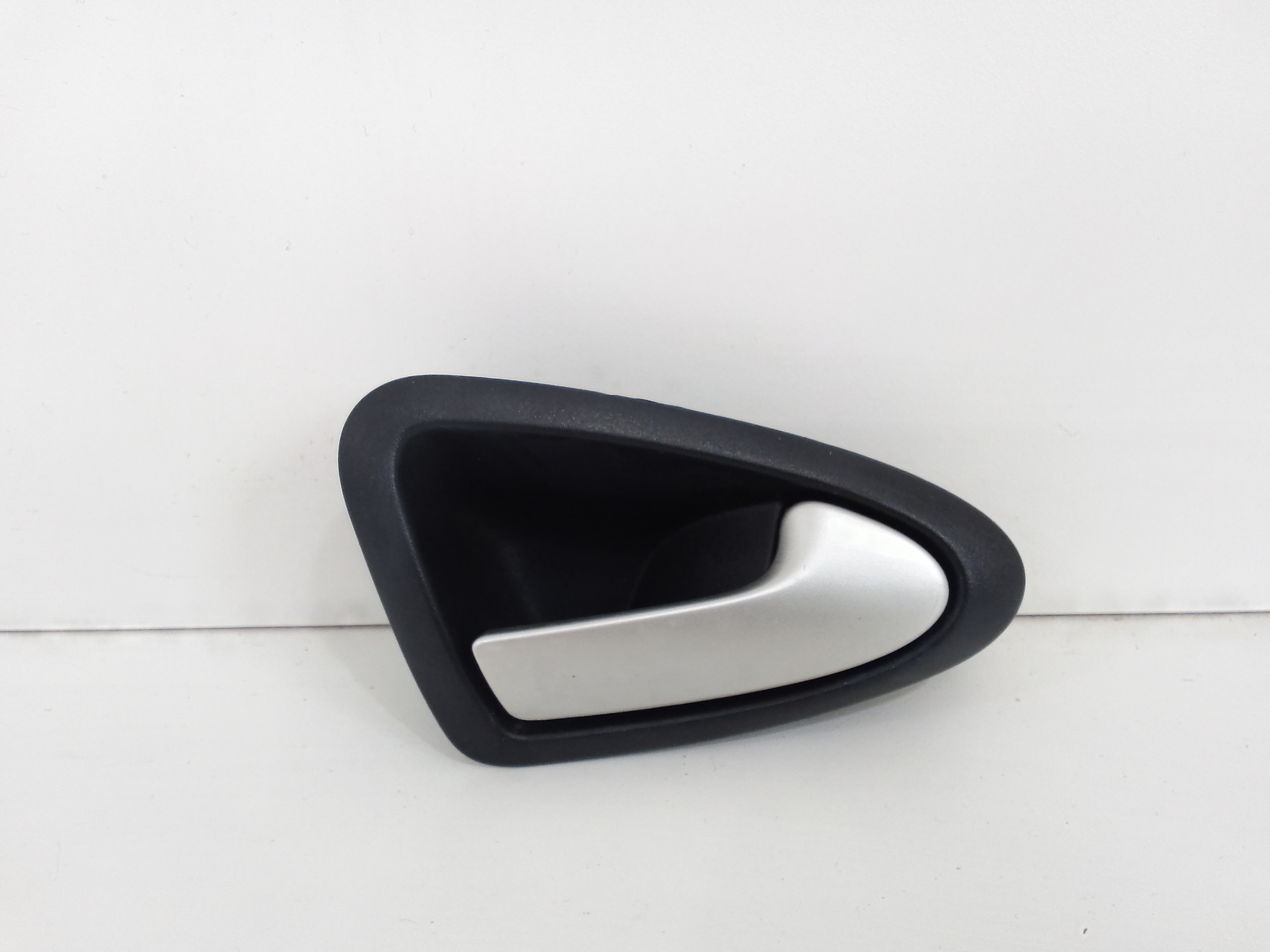 Maniglia Int. Apertura Porta Post. Destro 6J48391142ZZ Usato