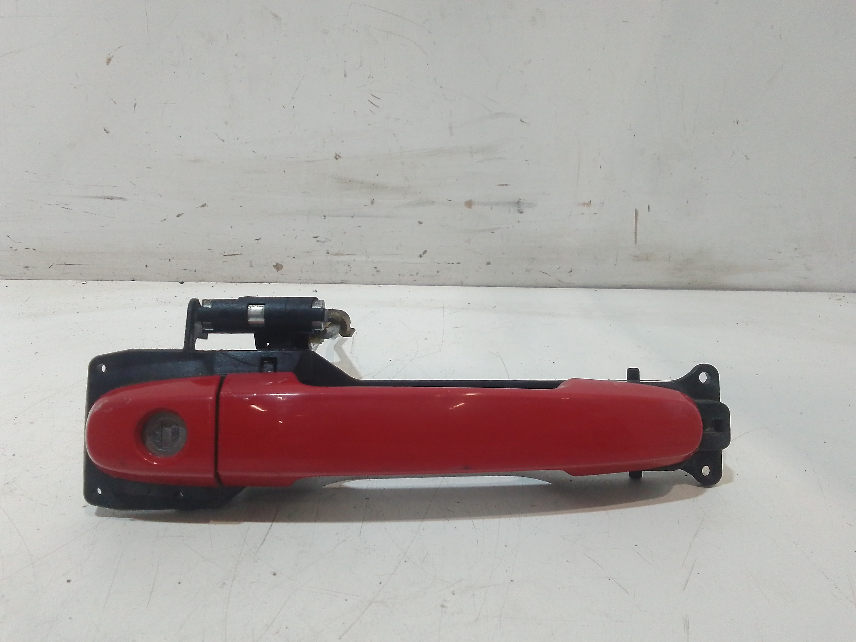 Maniglia Porta Ant. Destro 692100D060A1 Usato