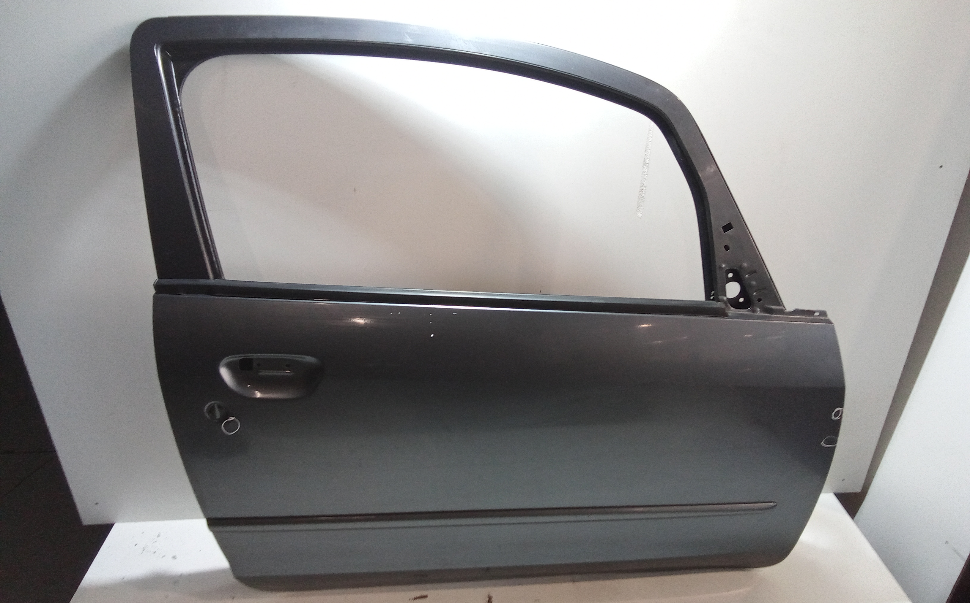 Porta Ant. Destro MN161888 Usato