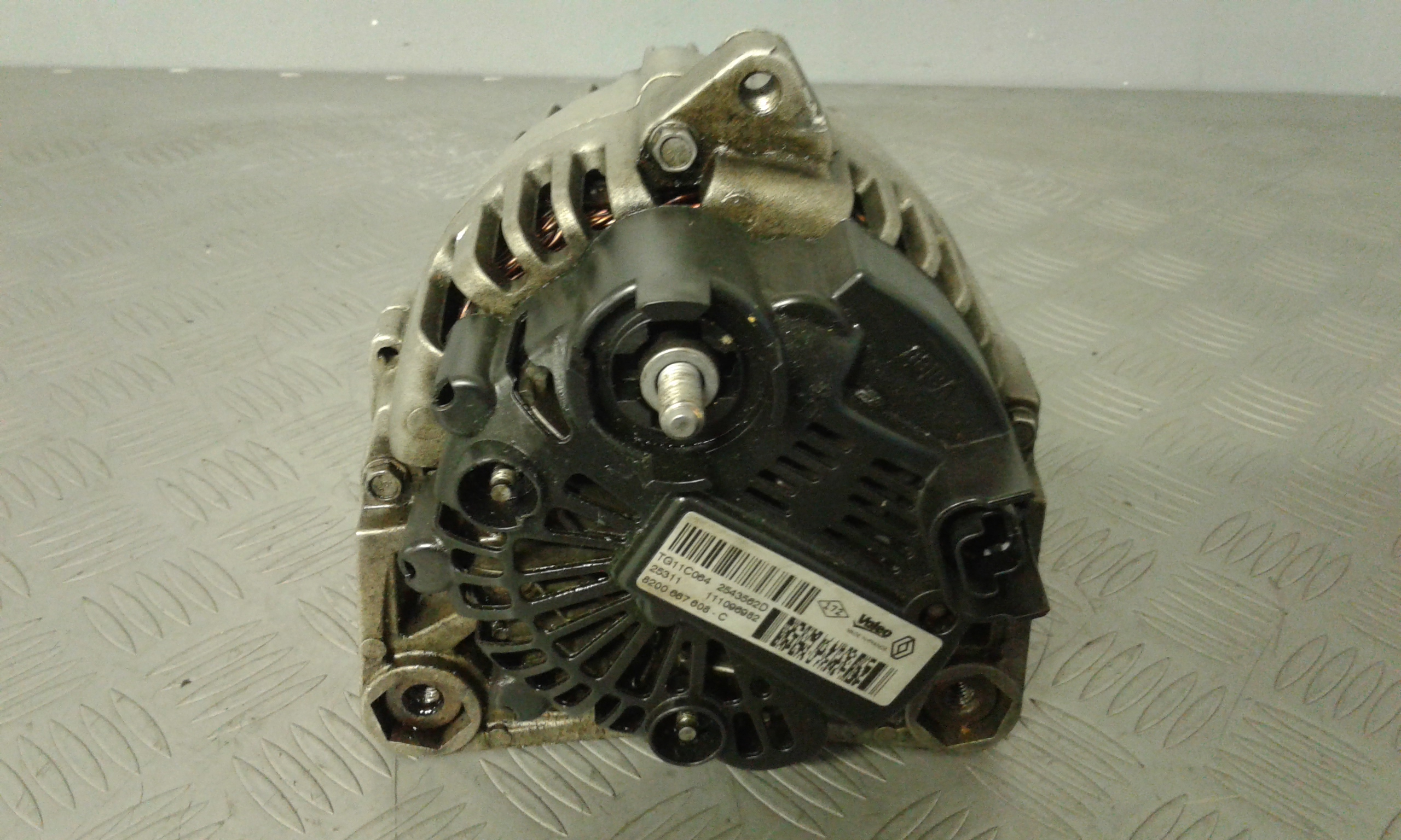 Alternatore 6001549063 Usato