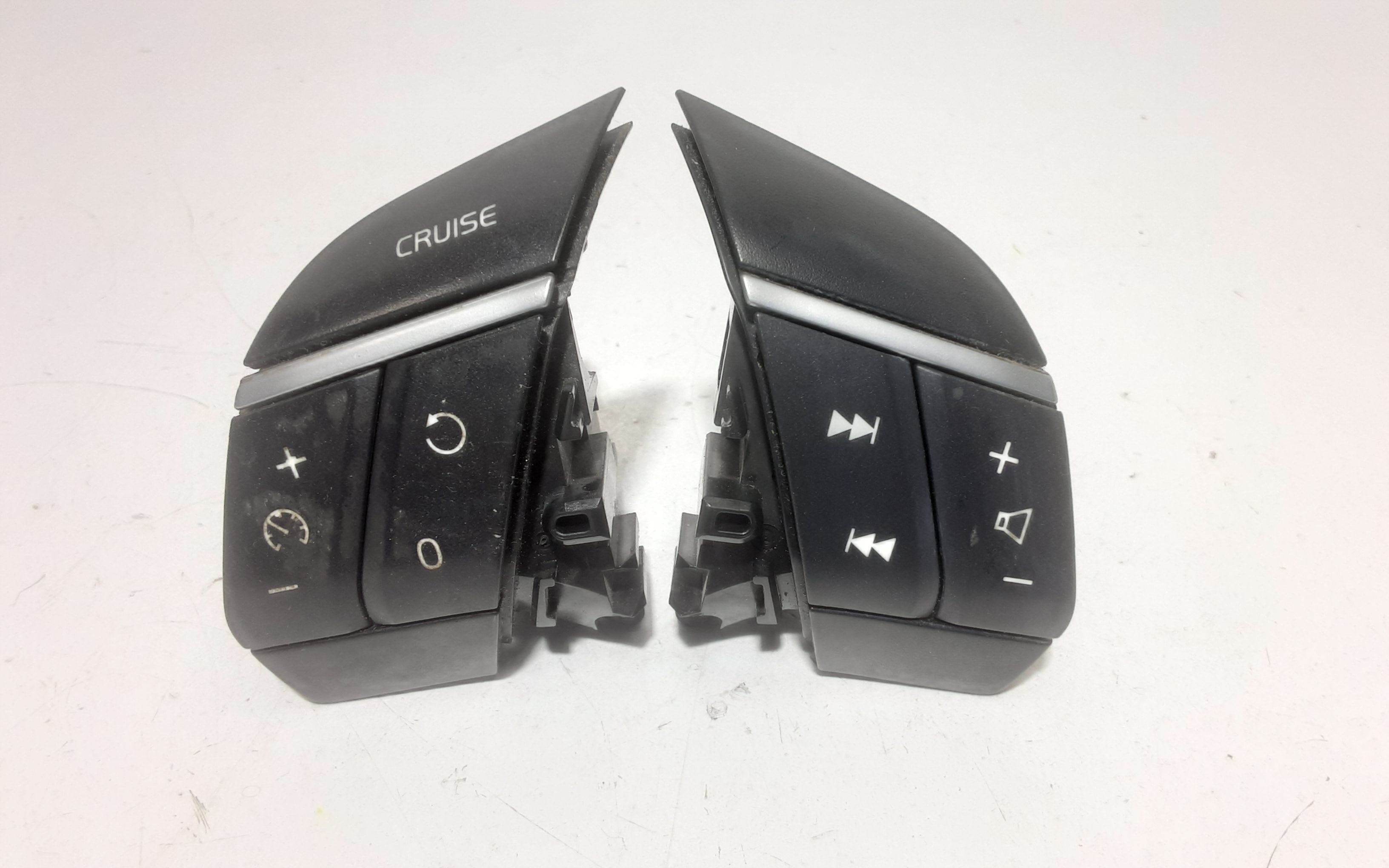 Blocco Volante Multifunzione Usato