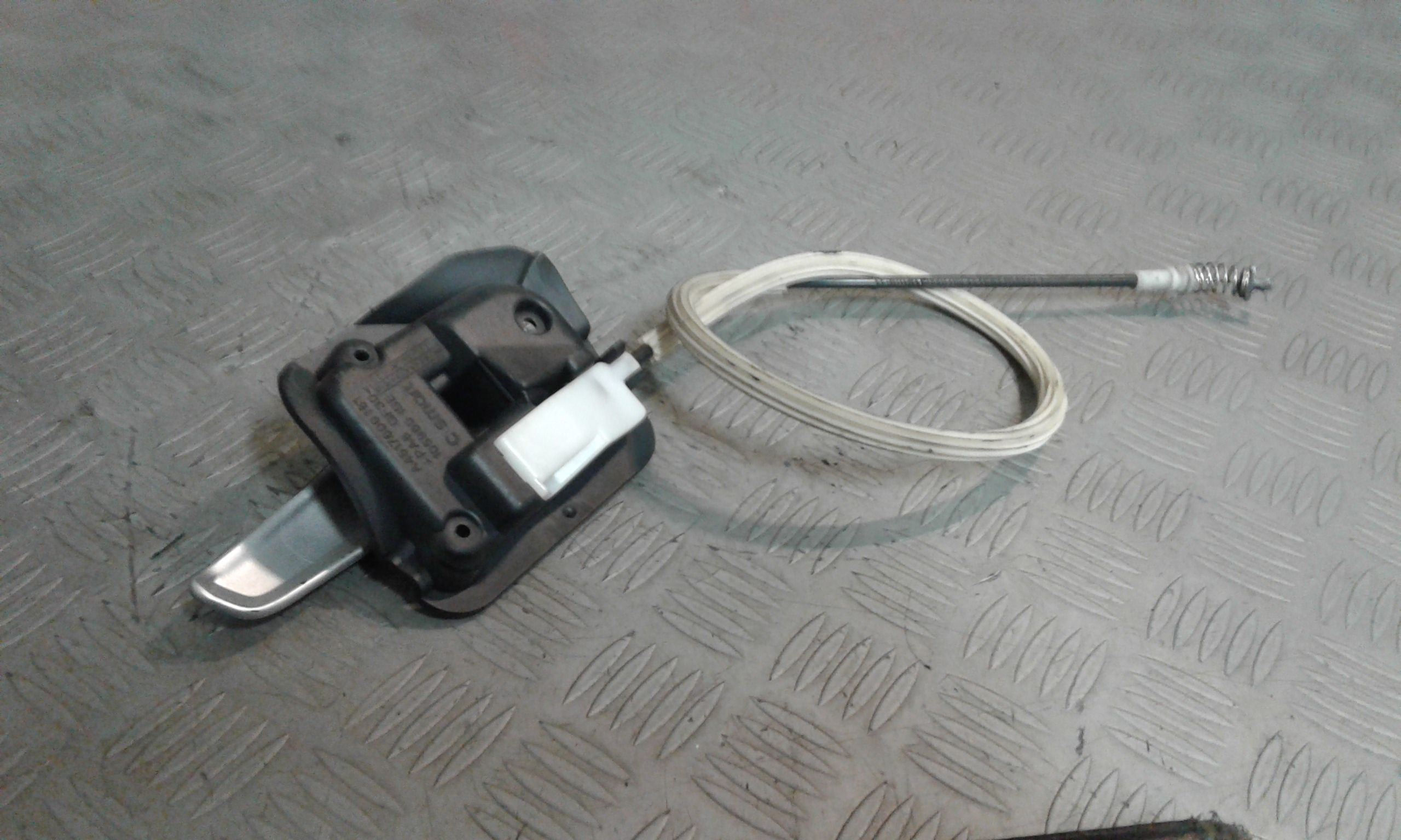 Maniglia Int. Apertura Porta Ant. Sinistro A45172300099968 Usato