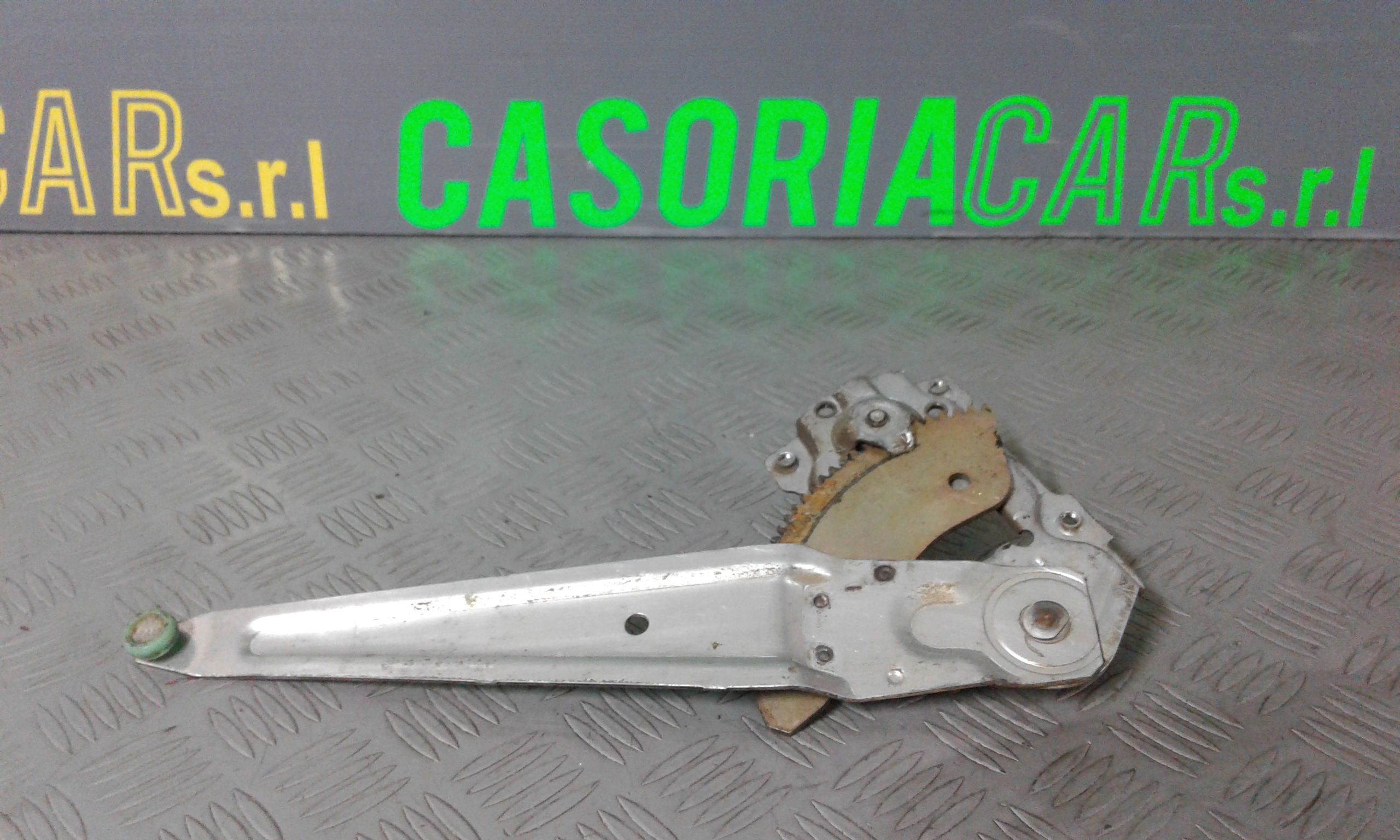 Alzacristallo Porta Post. Sinistro 8354075G00000 Usato