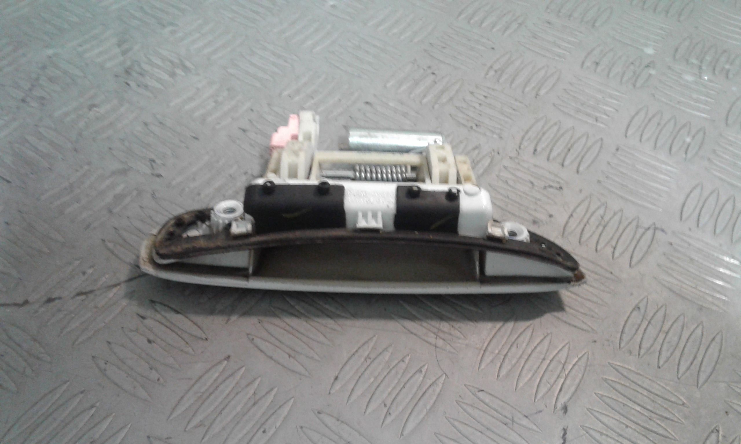 Maniglia Porta Post. Sinistro 836500X010 Usato