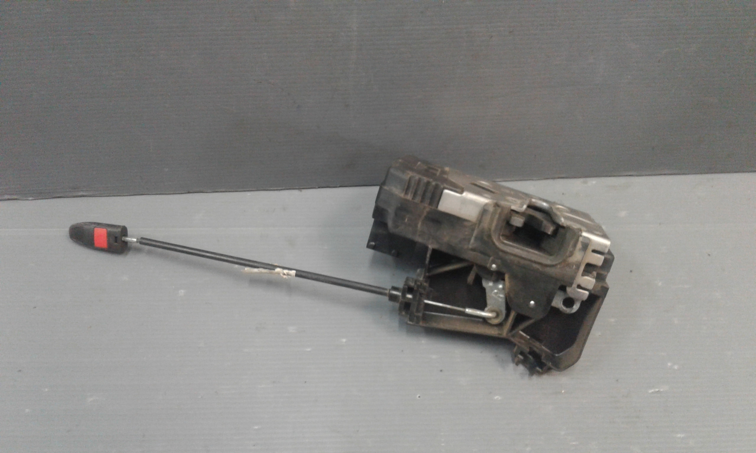 Serratura Porta Ant. Destro 24444016 Usato