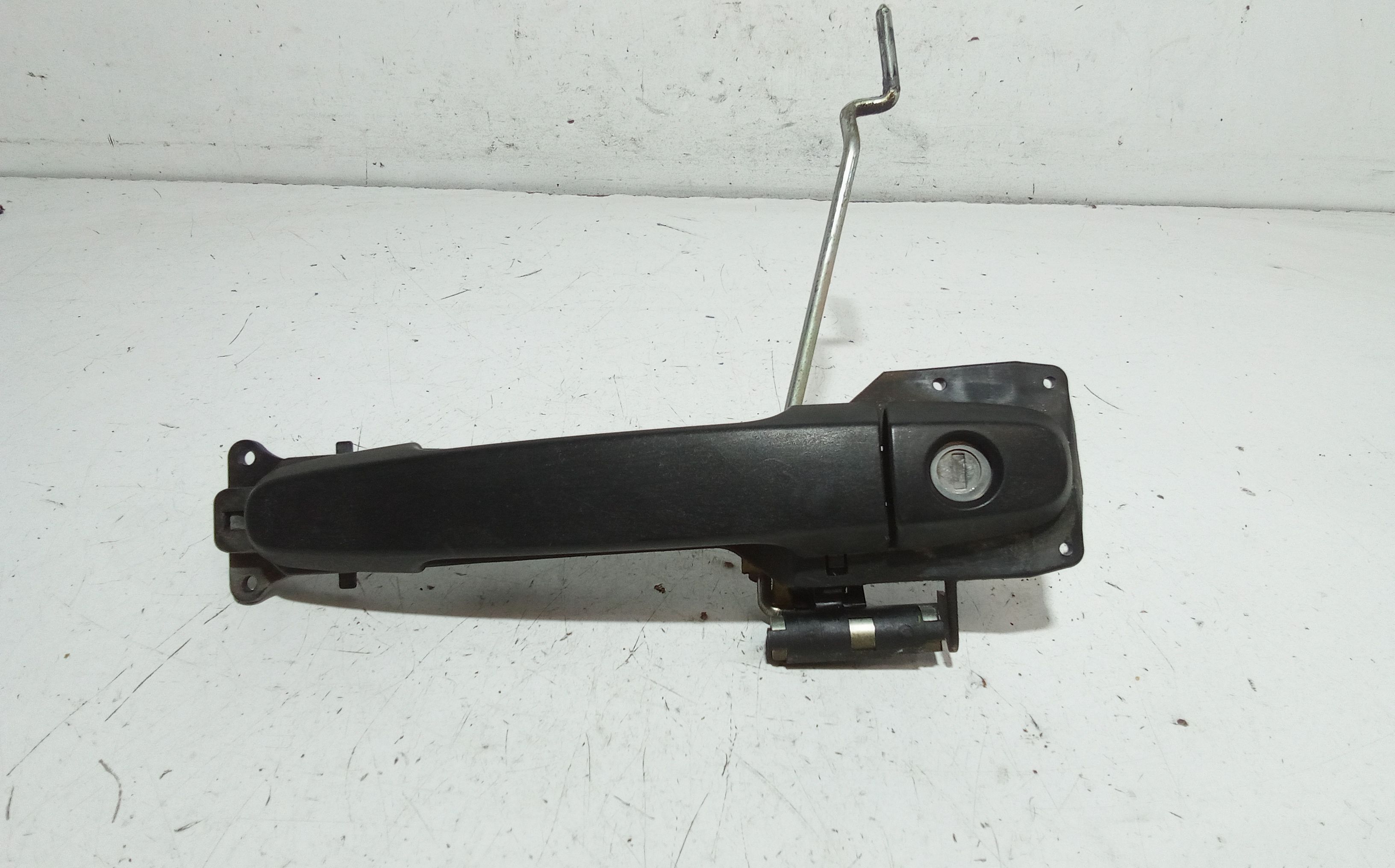 Maniglia Porta Ant. Sinistro 692100D060A1 Usato