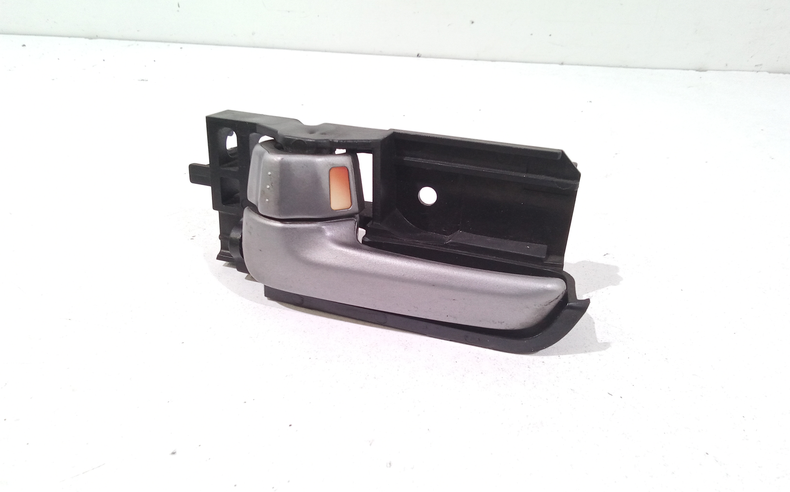 Maniglia Int. Apertura Porta Ant. Sinistro Usato