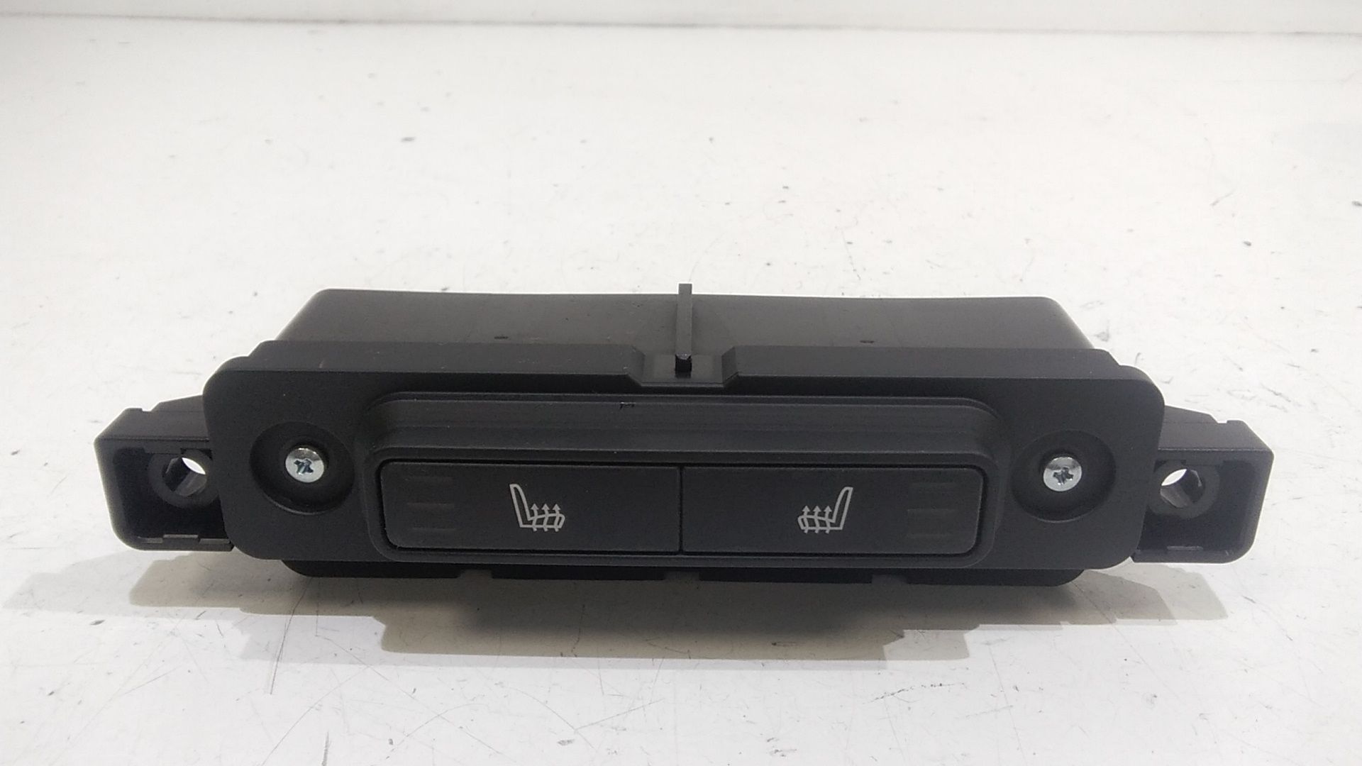 Interruttore Sedile Ant. Riscaldabile Usato