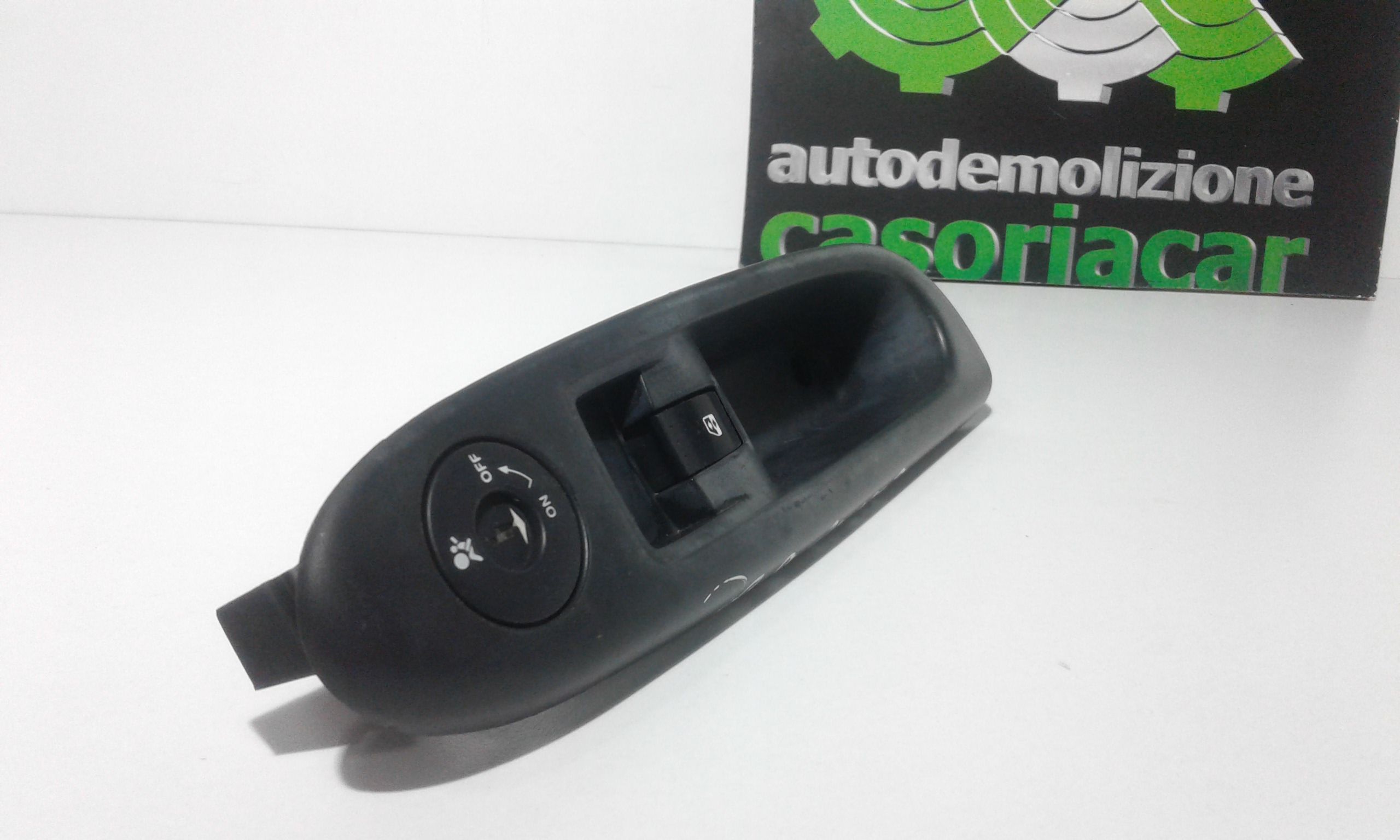 Interruttore Alzacristalli Porta Ant. Destro Usato