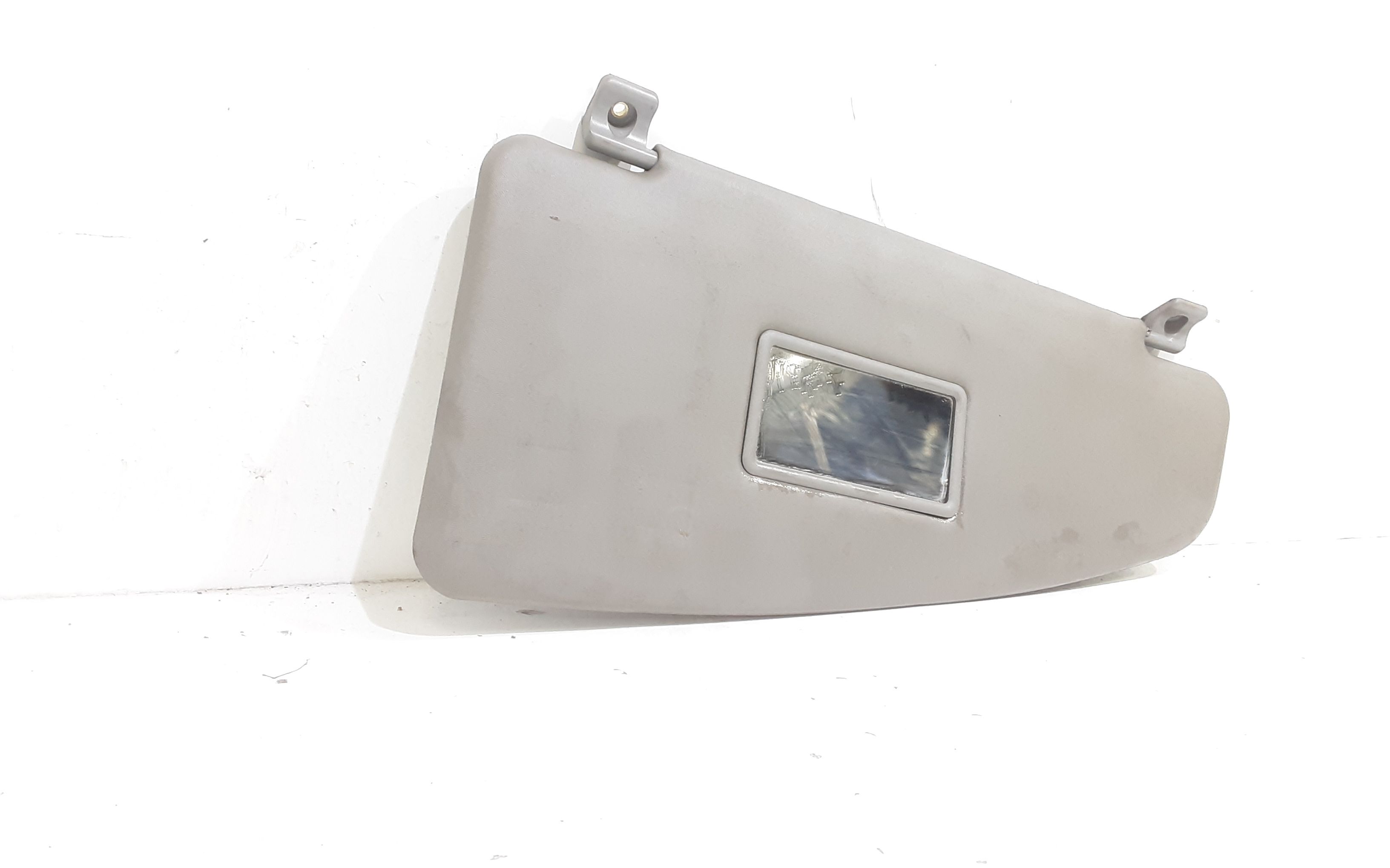 Aletta Parasole Parabrezza Destro 735417502 Usato