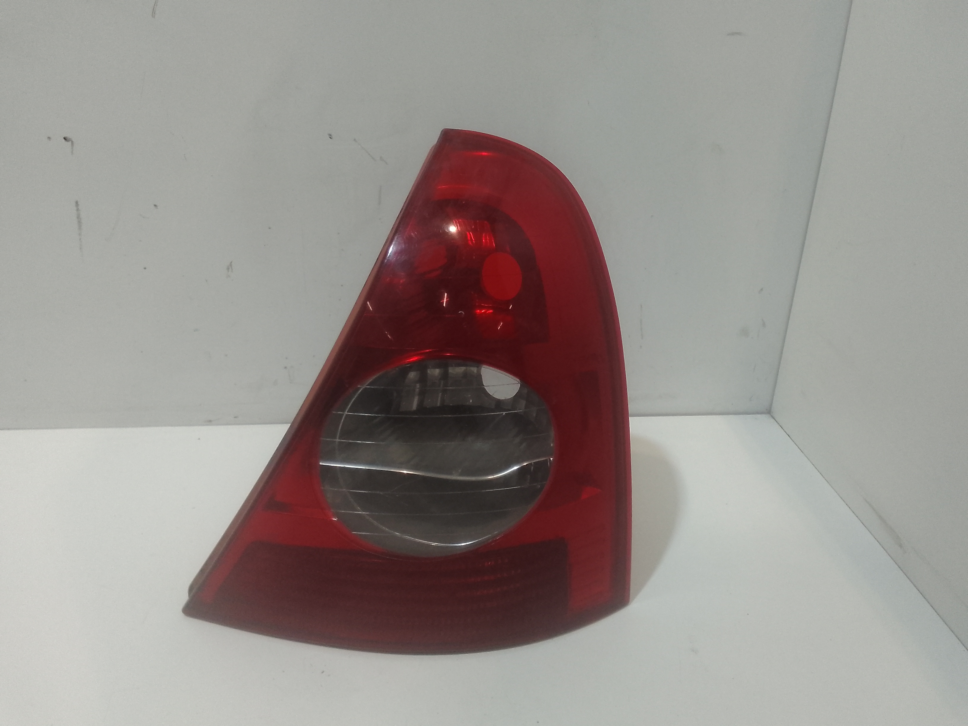 Fanale Post. Destro 8200917487 Usato