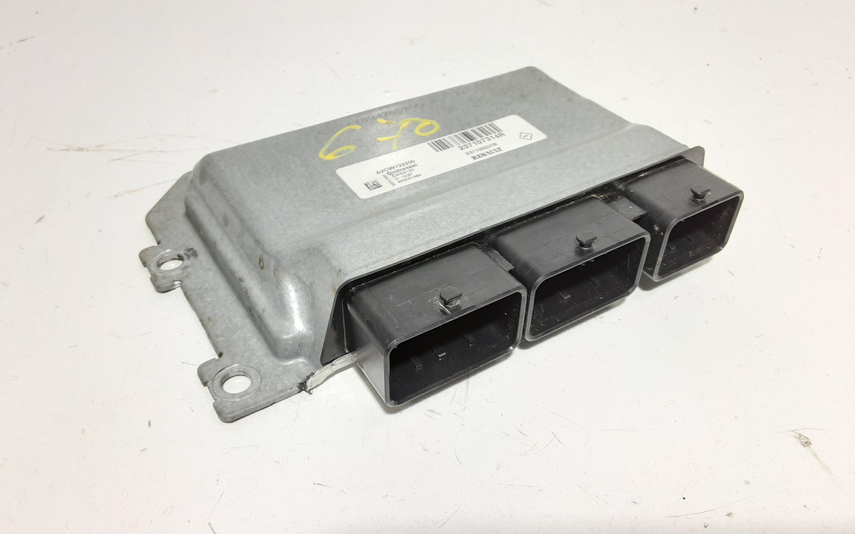 Centralina Iniezione 237103008R Usato