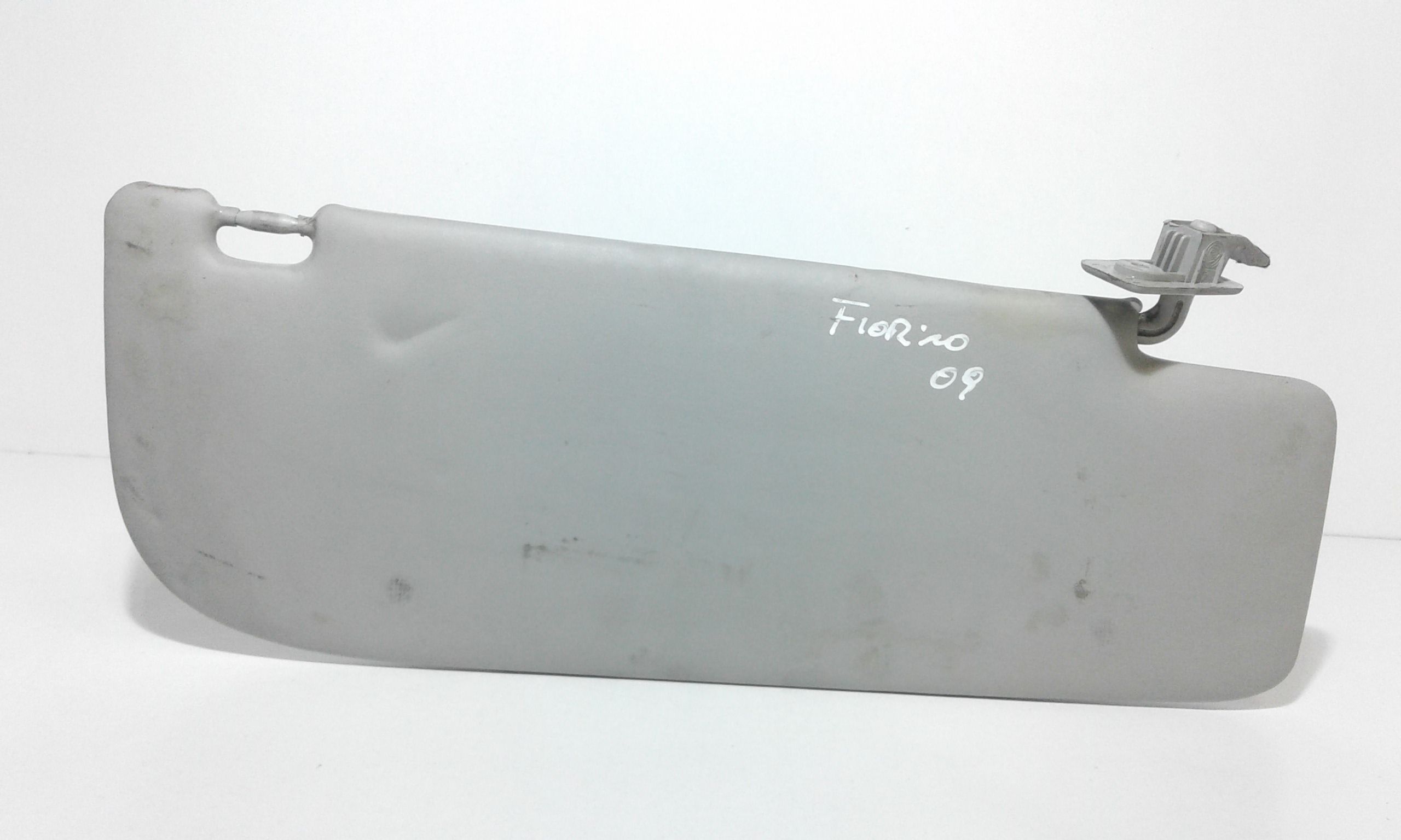 Aletta Parasole Parabrezza Destro 735733812 Usato