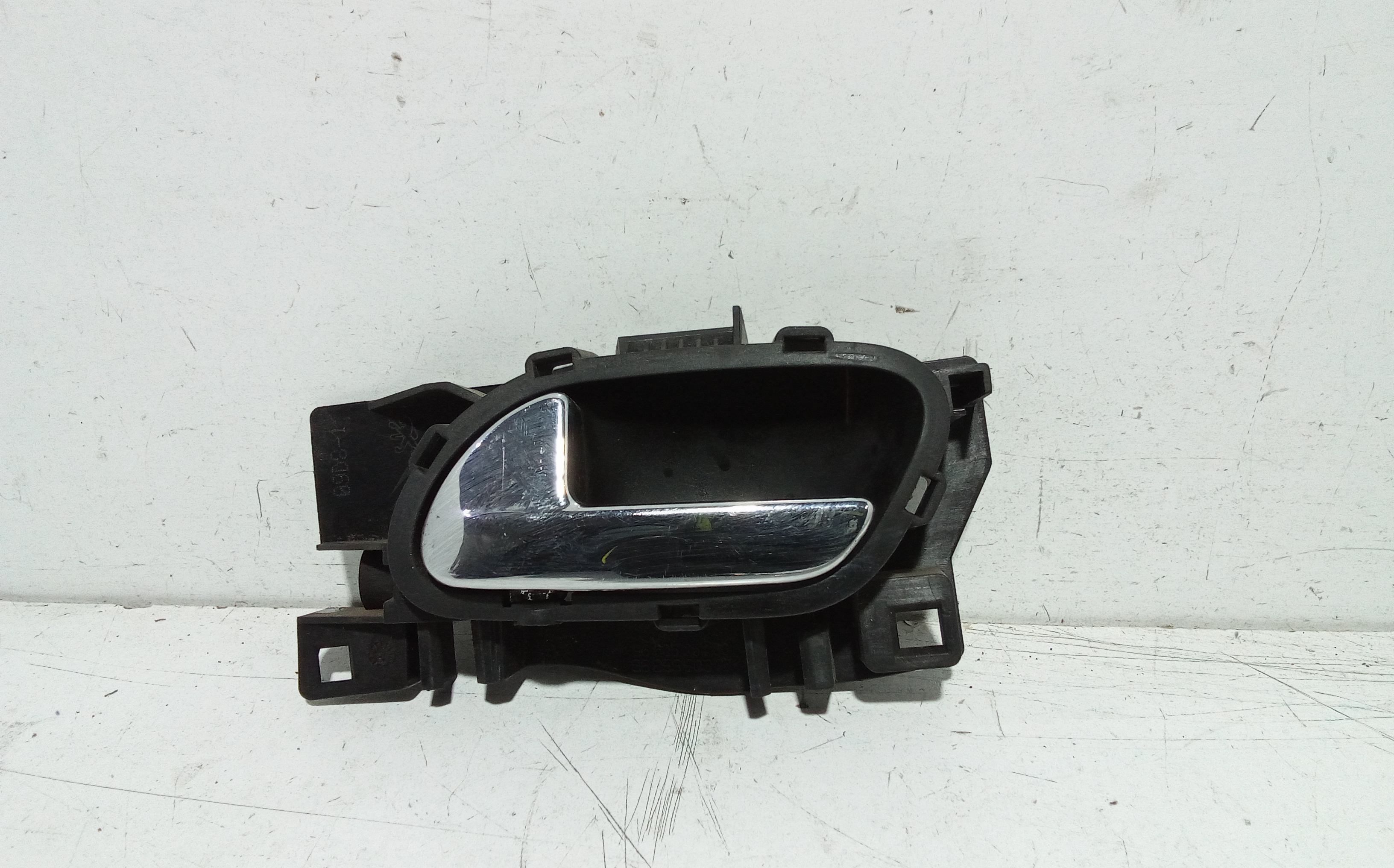 Maniglia Int. Apertura Porta Ant. Sinistro Usato