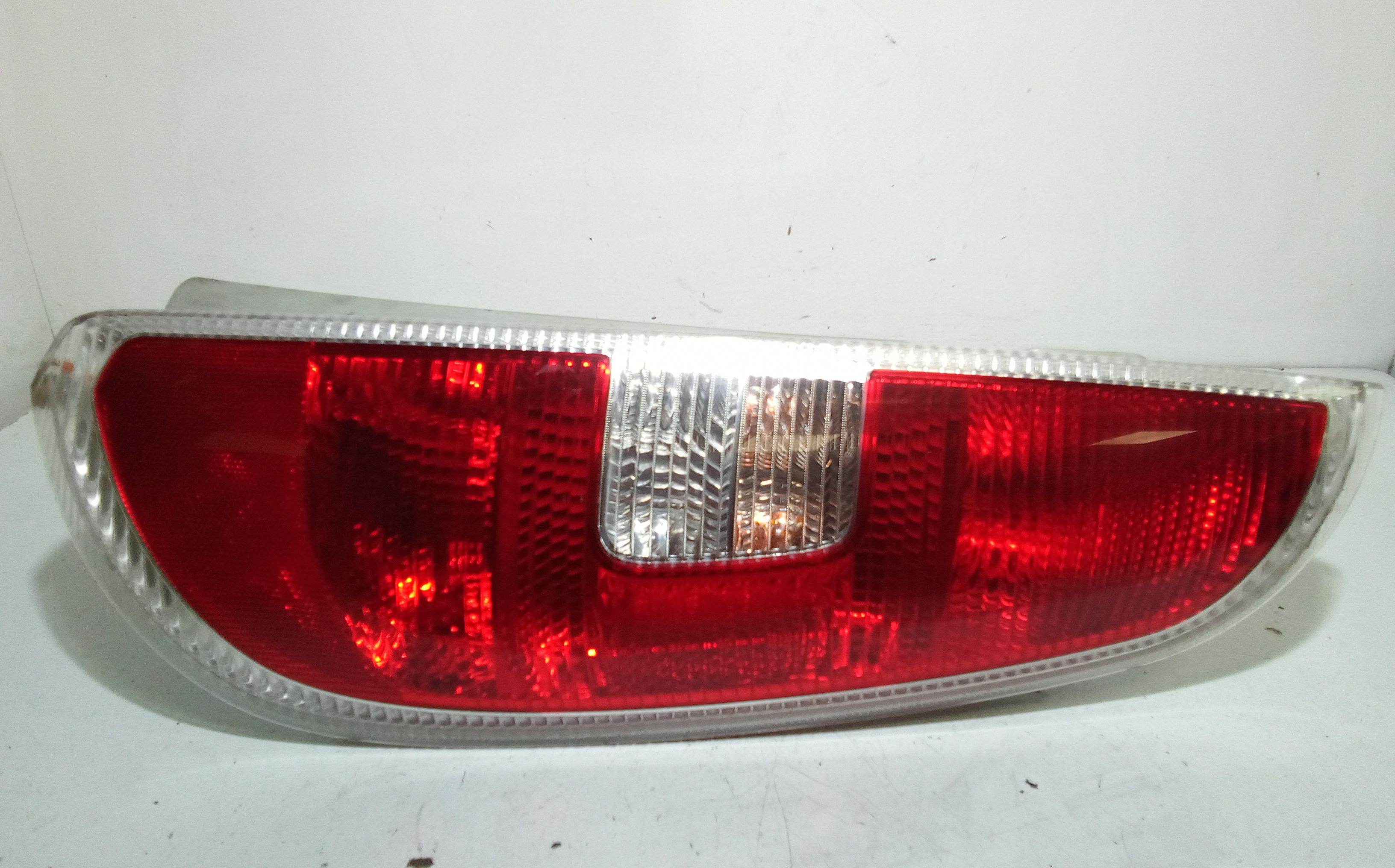 Fanale Post. Destro 5J7945112 Usato