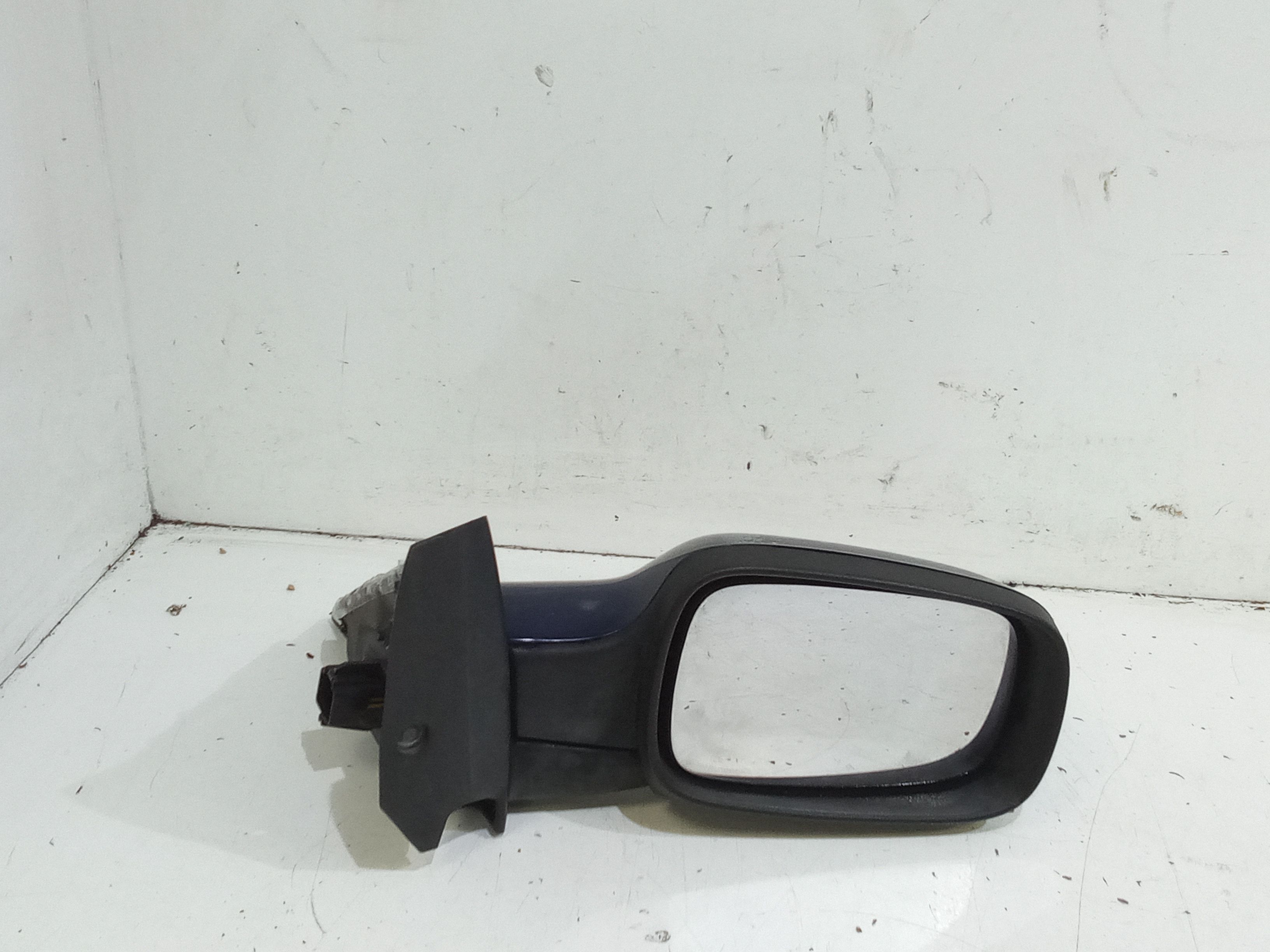 Retrovisore Est. Destro Usato