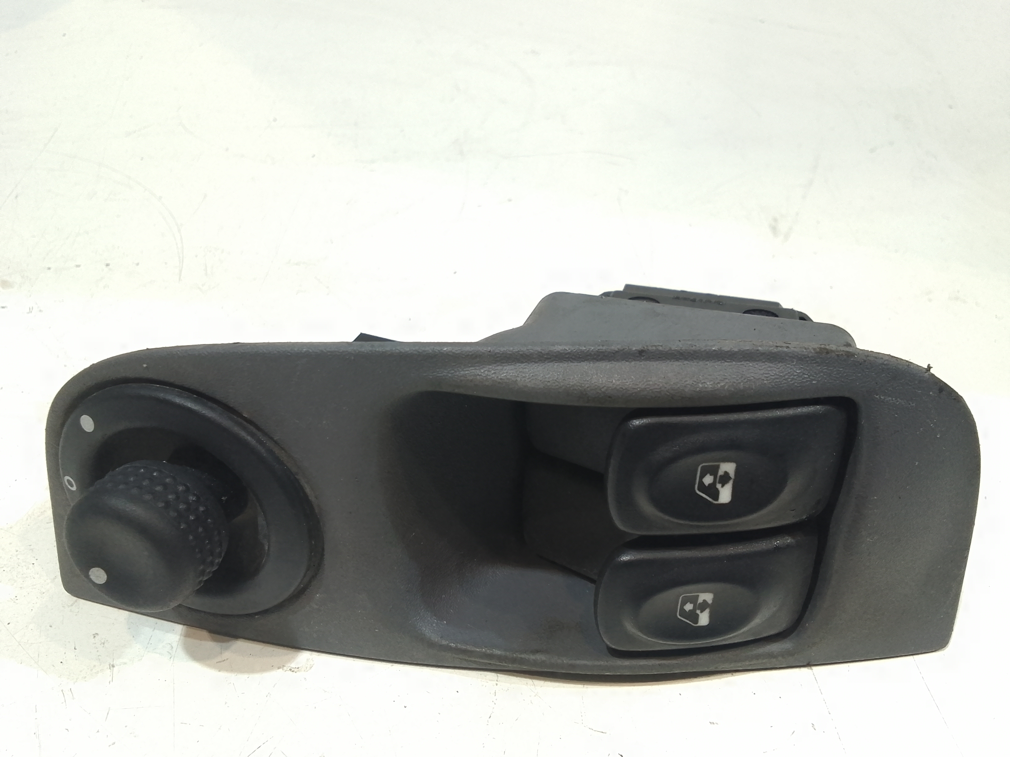 Interruttore Alzacristalli Porta Ant. Sinistro Usato