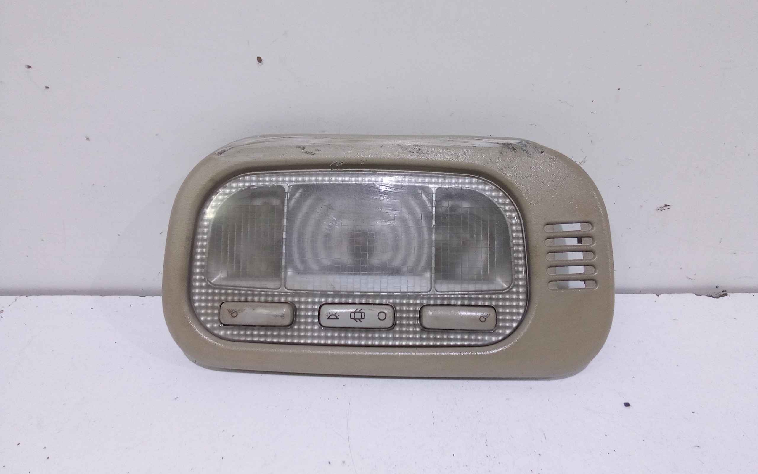 Luce Cortesia Ant. Tetto 6362Q1 Usato