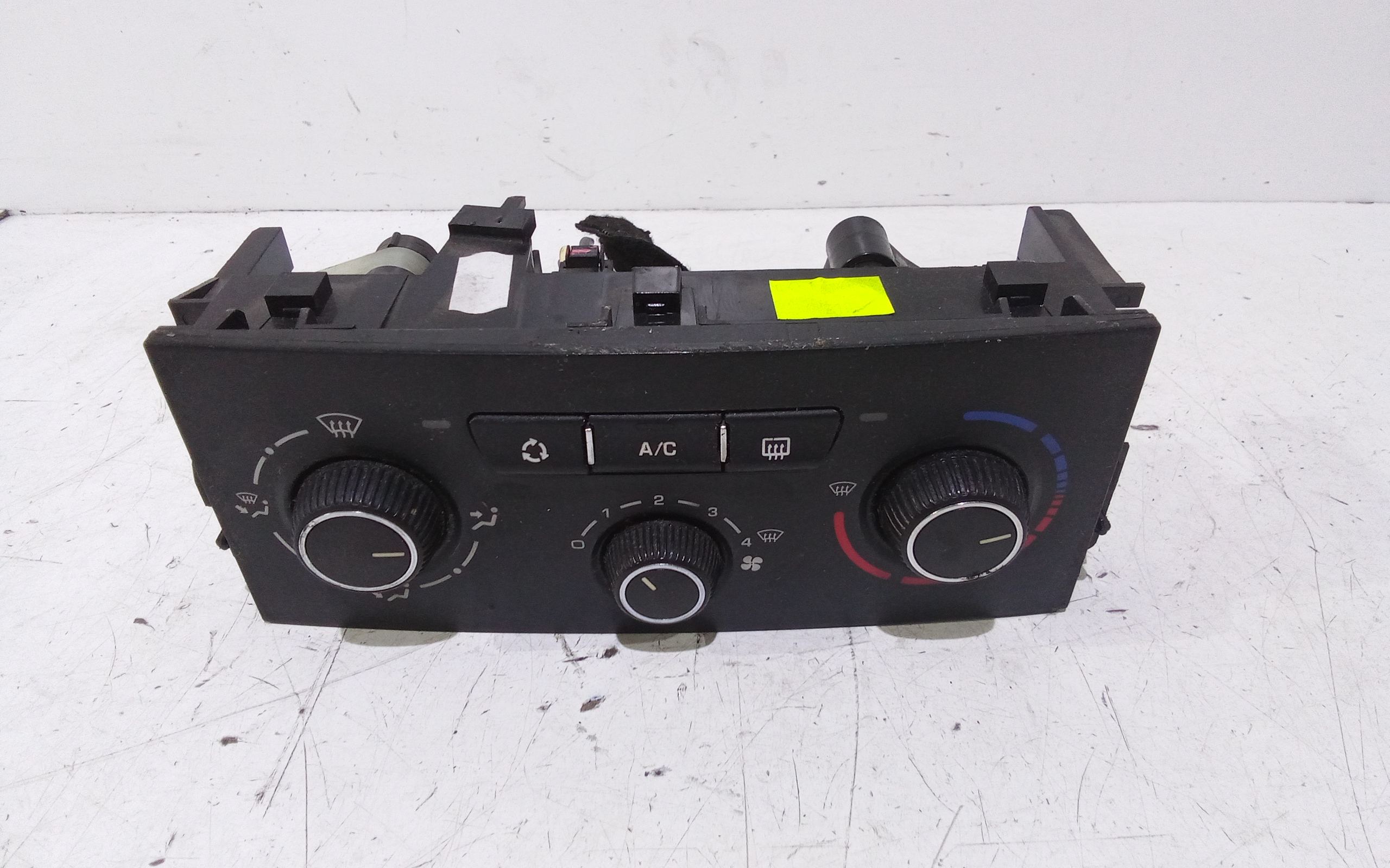 Blocco Comando Climatizzazione 6451TH Usato