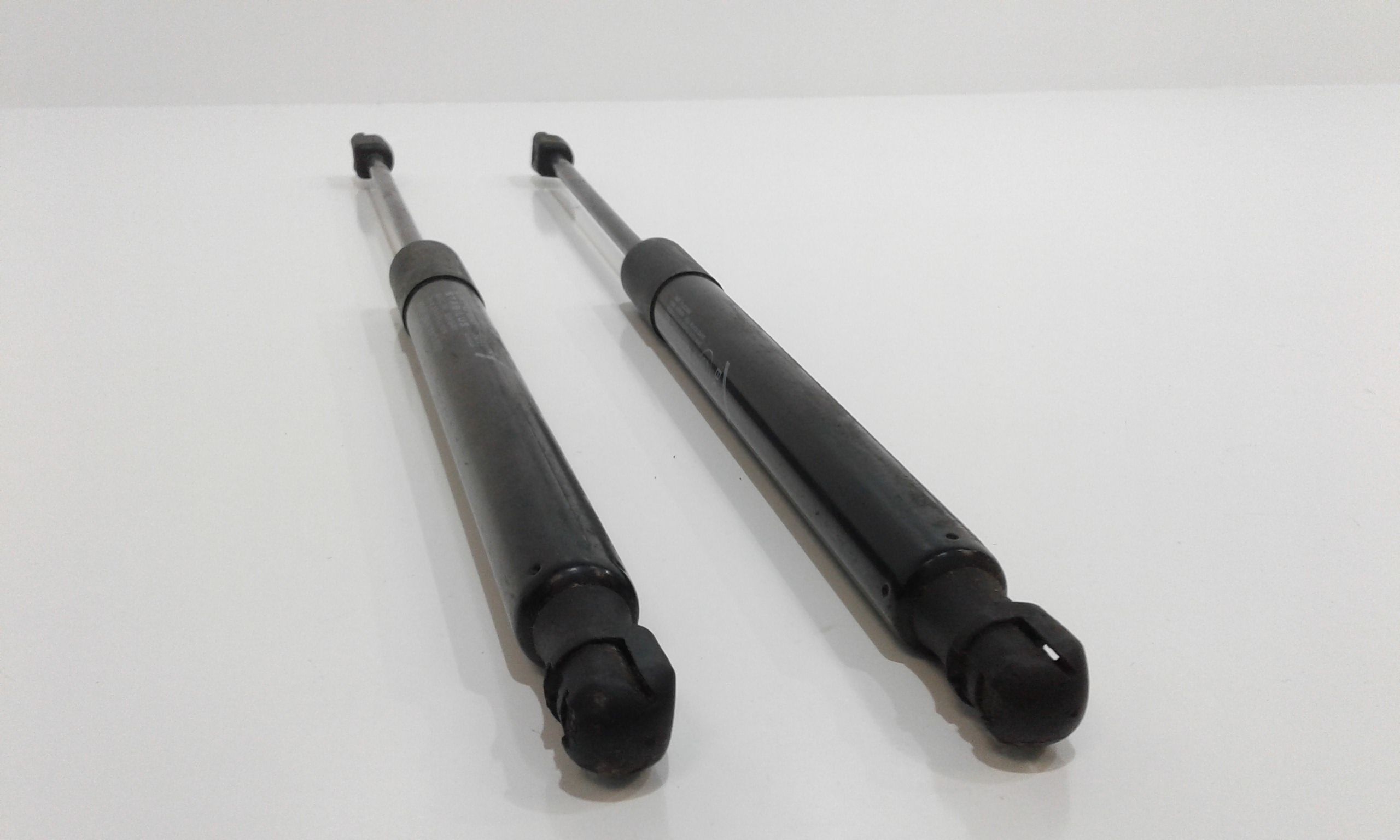 Cerniera Cofano Post. Destro Usato