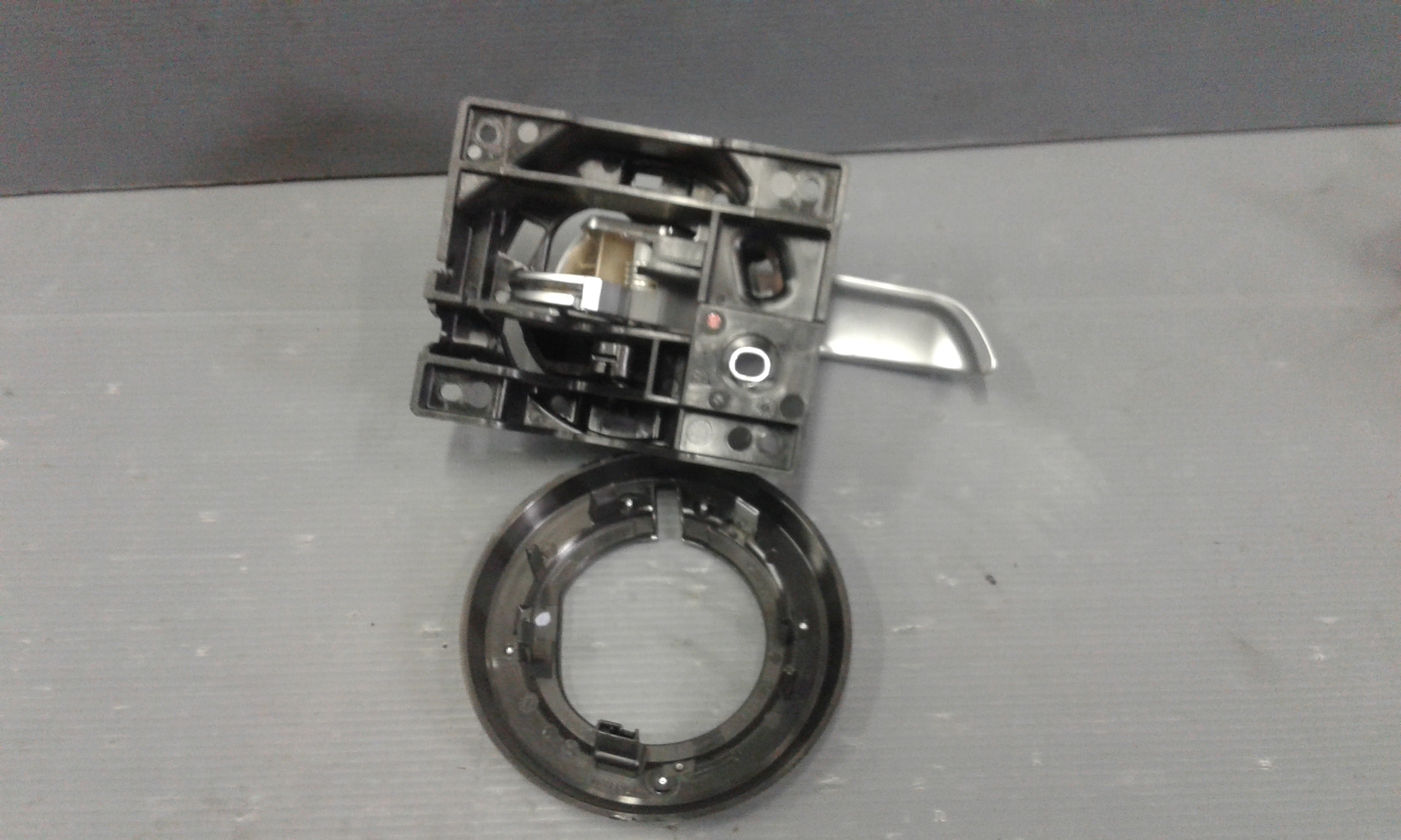 Maniglia Int. Apertura Porta Post. Sinistro 735610512 Usato