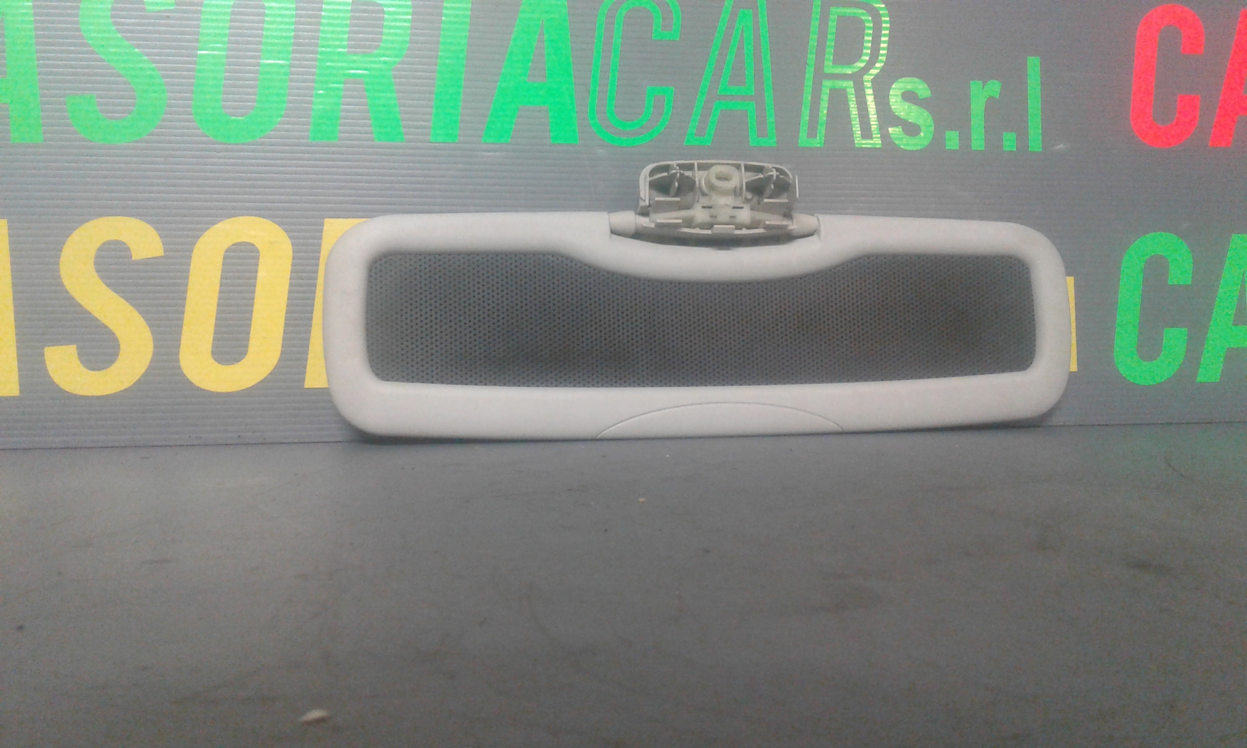 Aletta Parasole Parabrezza Sinistro Q0000705V008C24A00 Usato