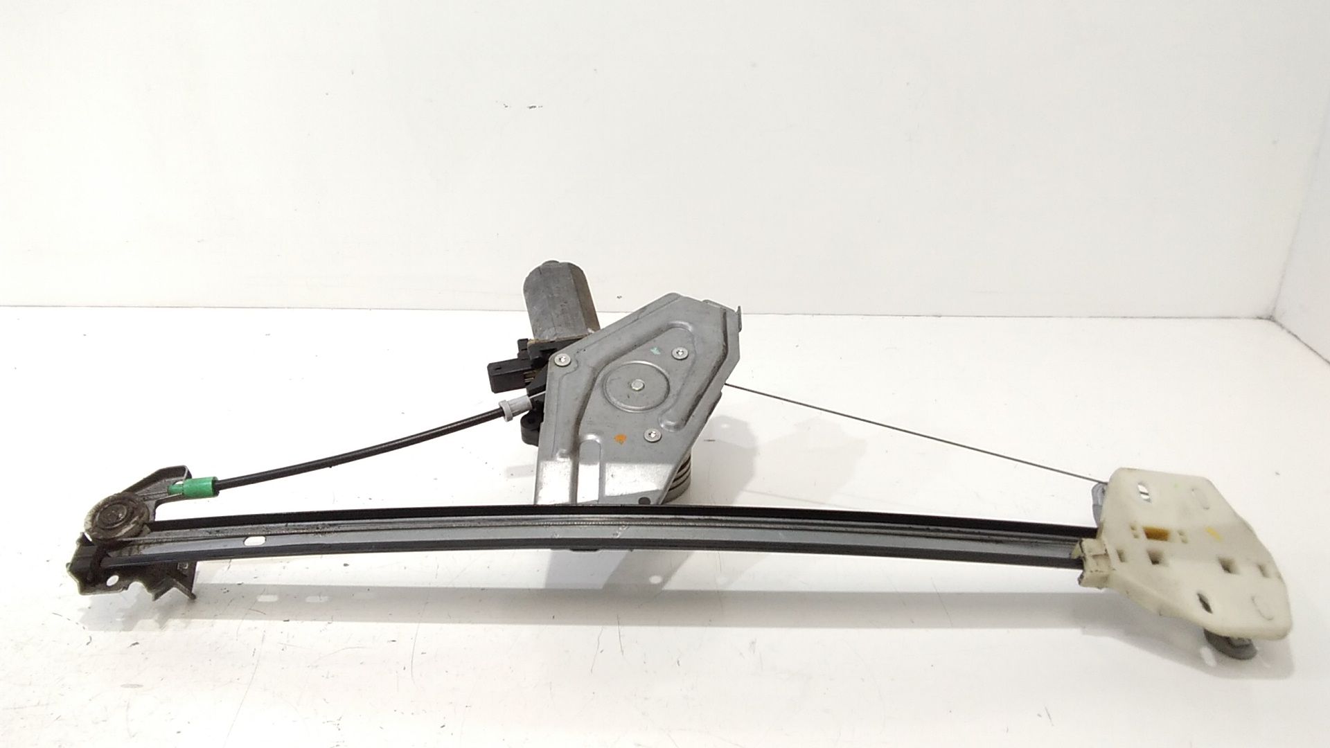 Alzacristallo Porta Ant. Sinistro Usato