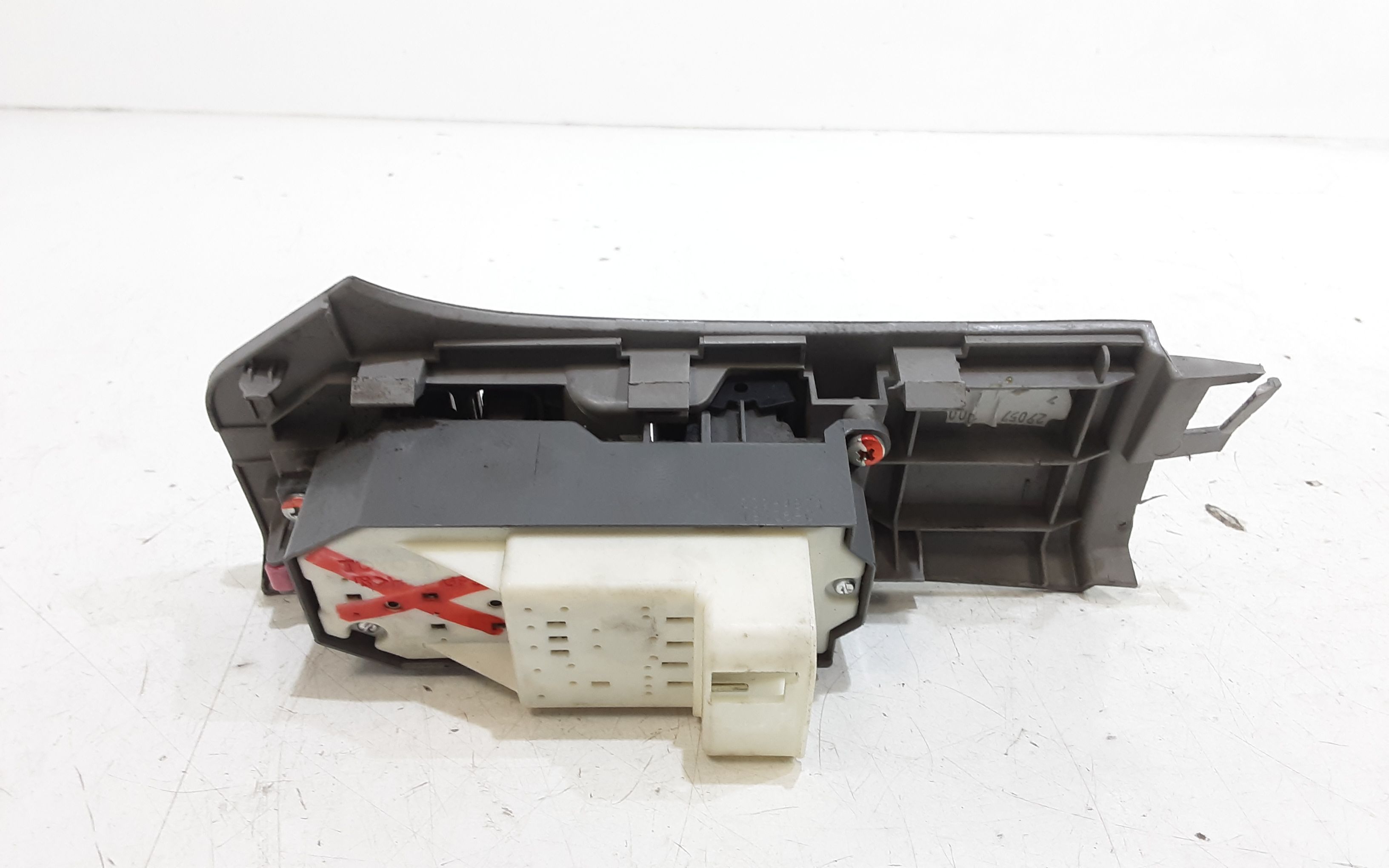 Interruttore Alzacristalli Porta Ant. Sinistro Usato