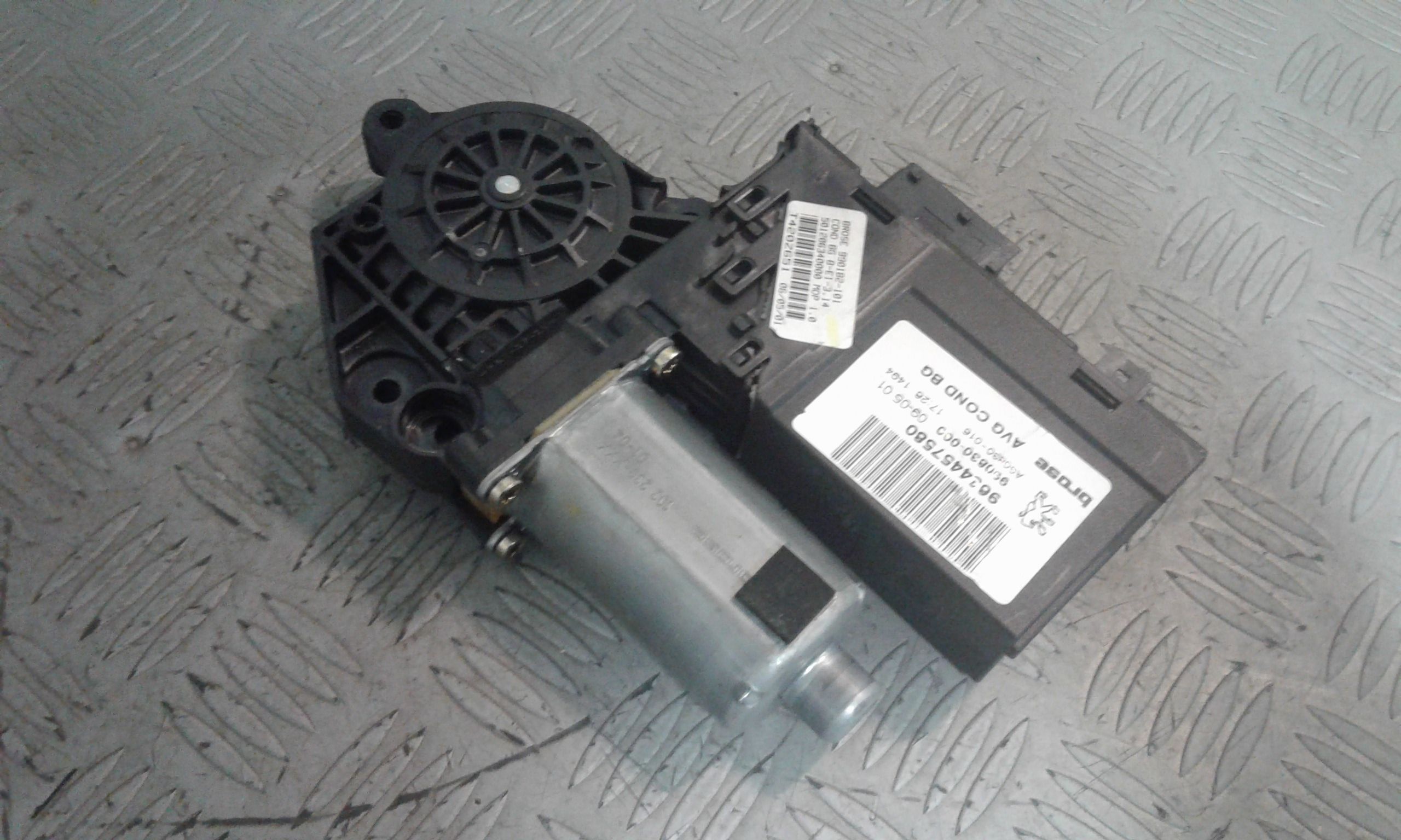 Motorino Alzacristallo Porta Ant. Sinistro 9221CA Usato