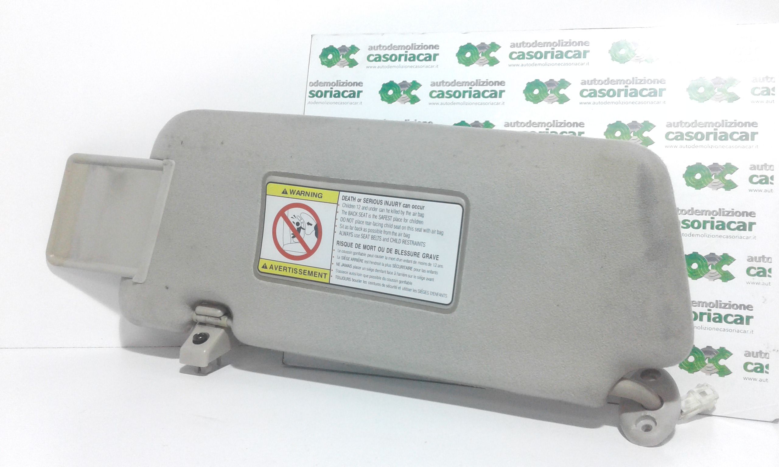 Aletta Parasole Parabrezza Destro 7610408201ABA Usato