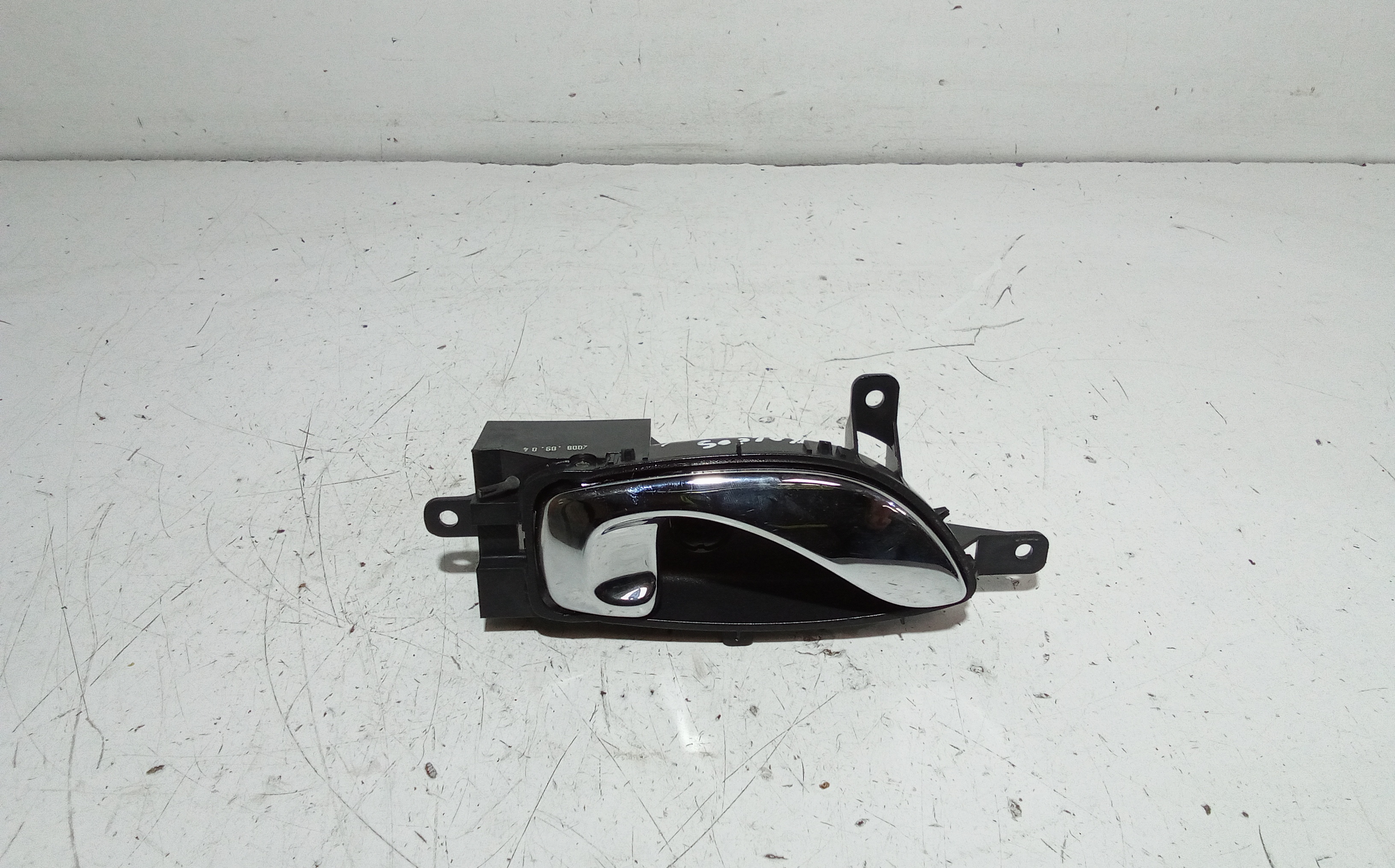 Maniglia Int. Apertura Porta Post. Destro 80670JY00A Usato