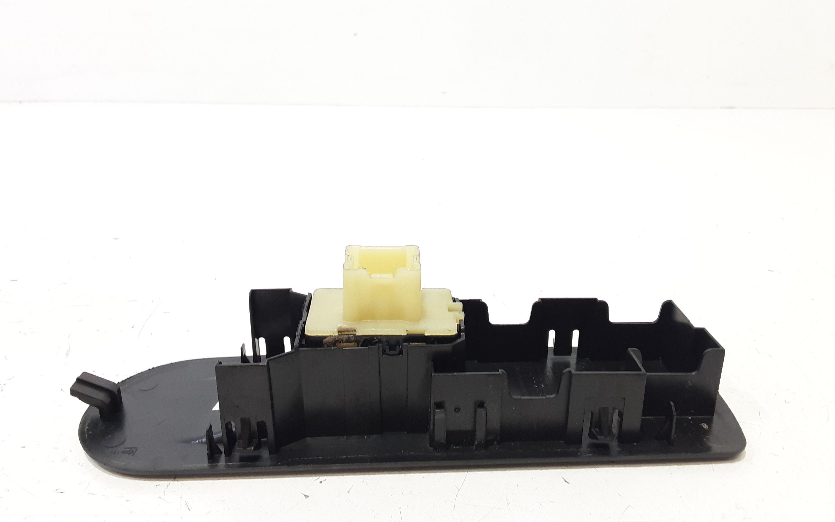 Interruttore Alzacristalli Porta Ant. Destro Usato