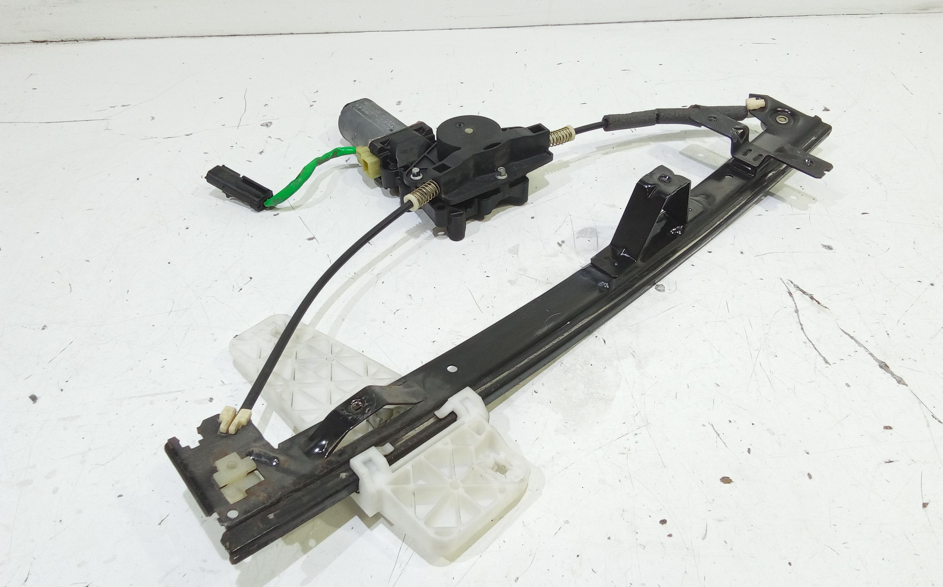 Alzacristallo Porta Ant. Destro Usato