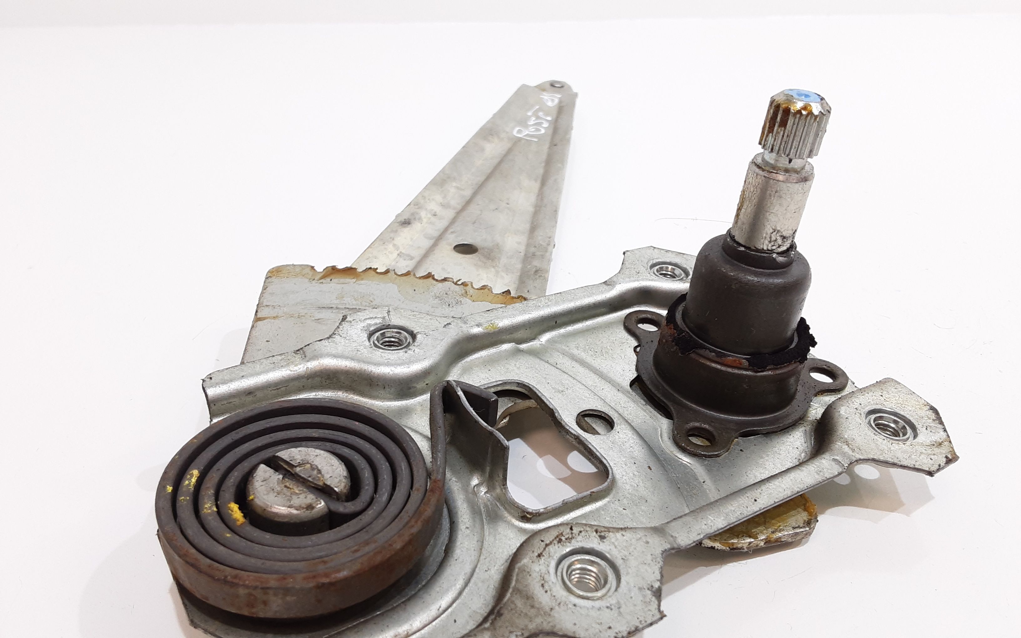 Alzacristallo Porta Post. Destro 8351051K00000 Usato