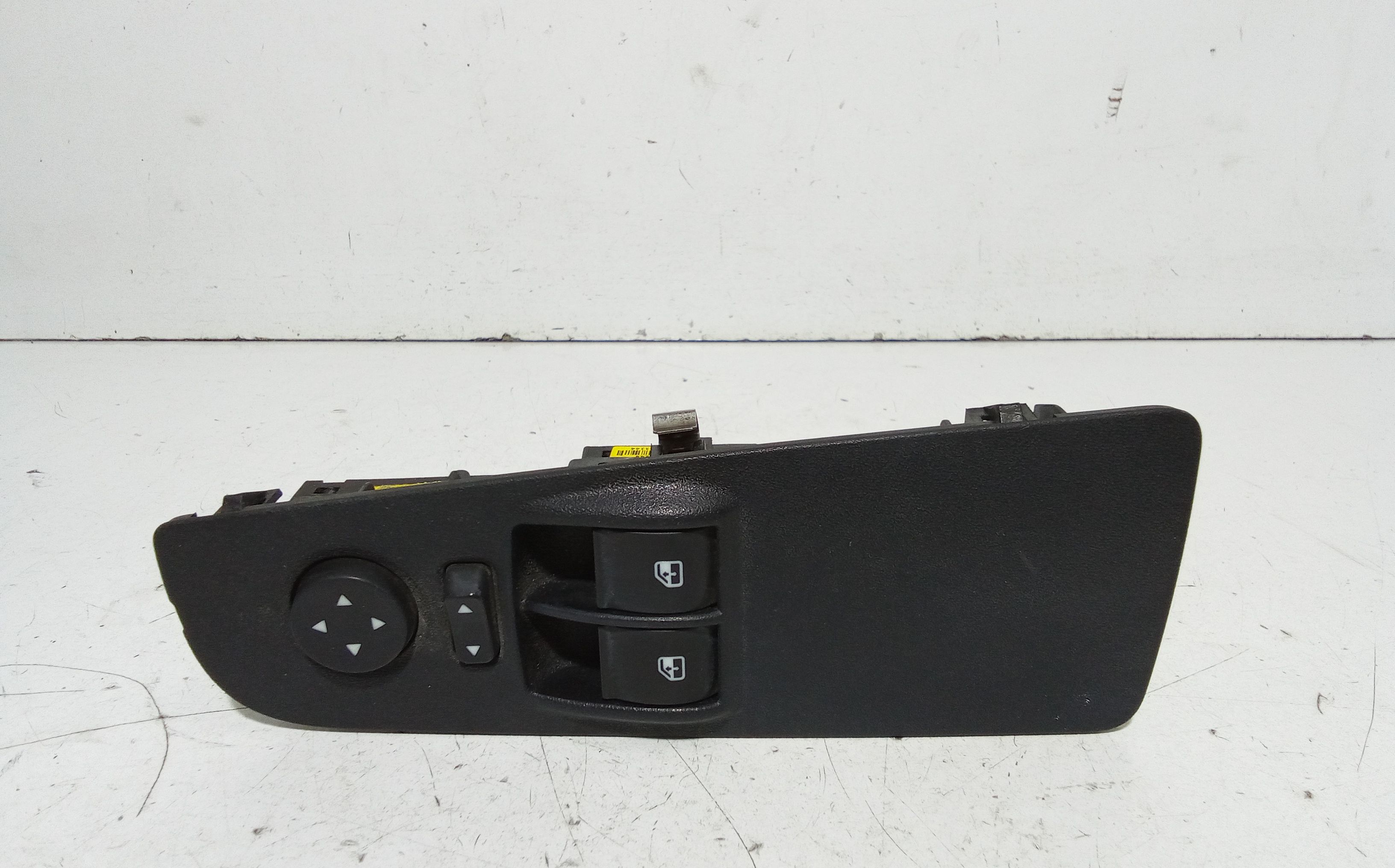 Interruttore Alzacristalli Porta Ant. Sinistro Usato