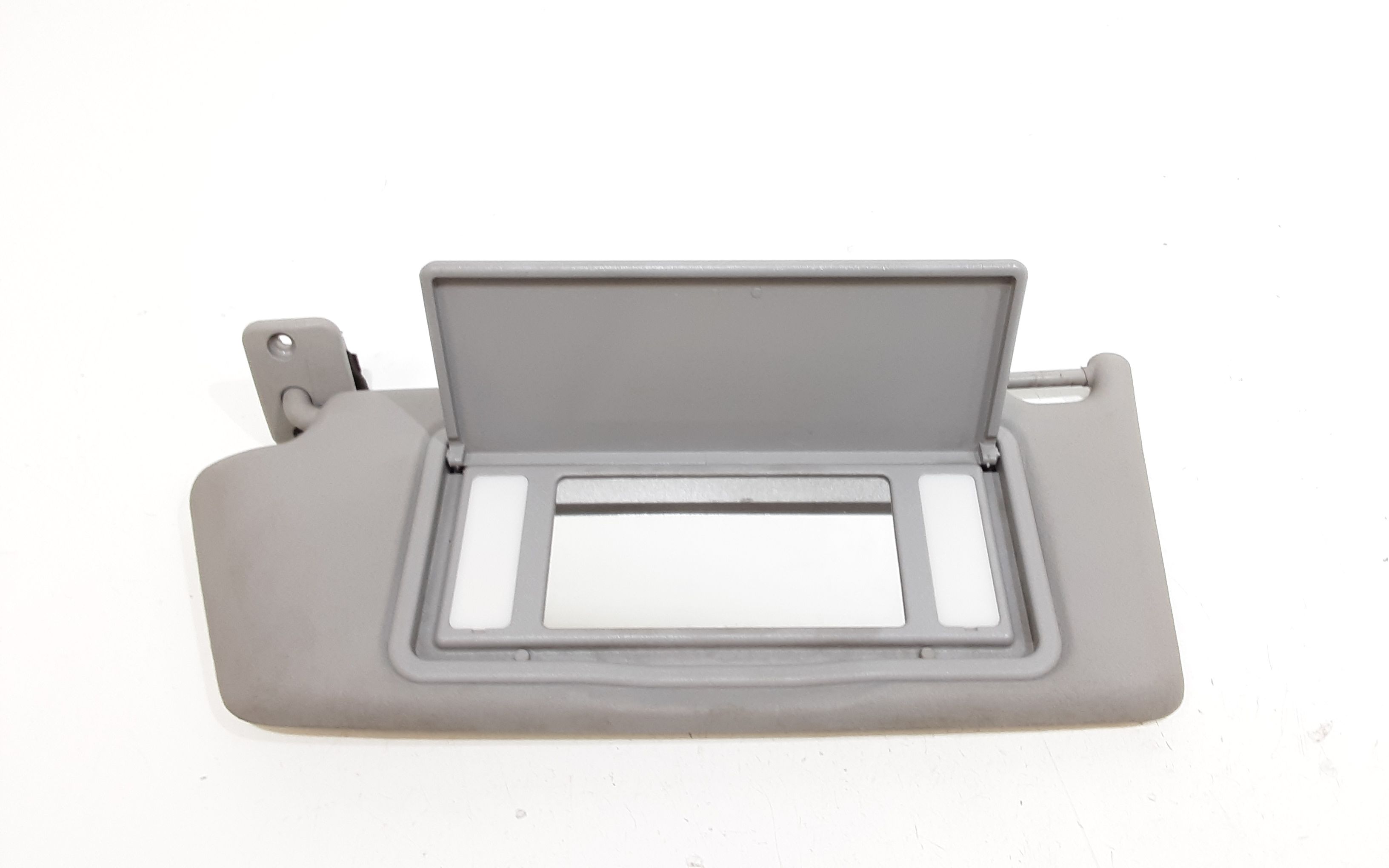 Aletta Parasole Parabrezza Sinistro 13113042 Usato