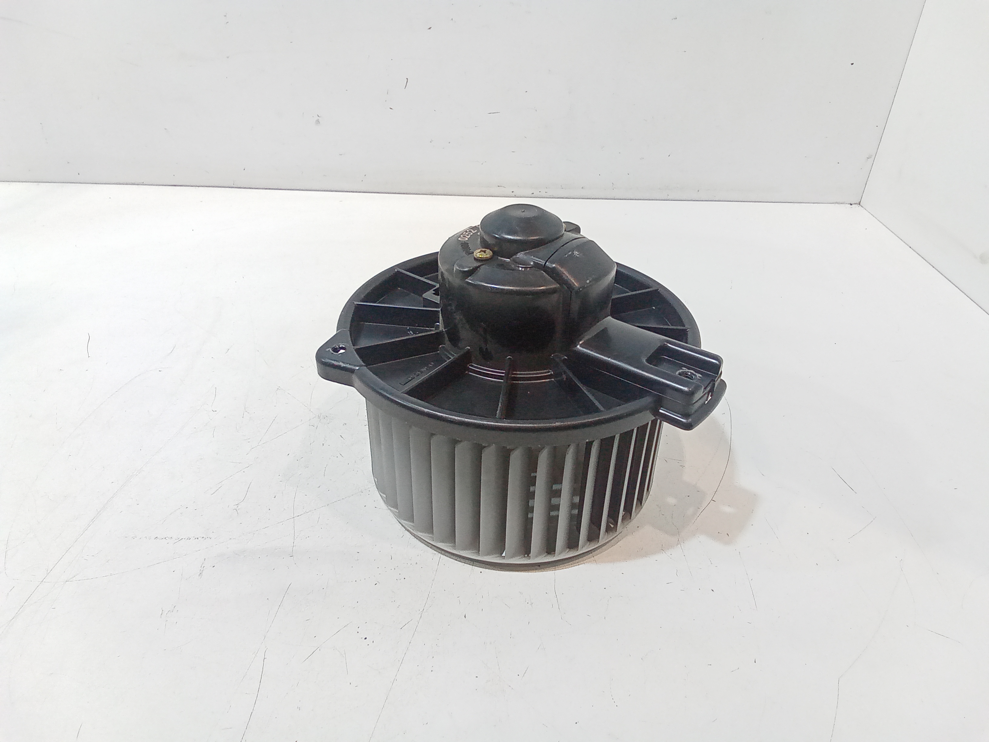 Motorino Ventilazione Abitacolo 77366856 Usato