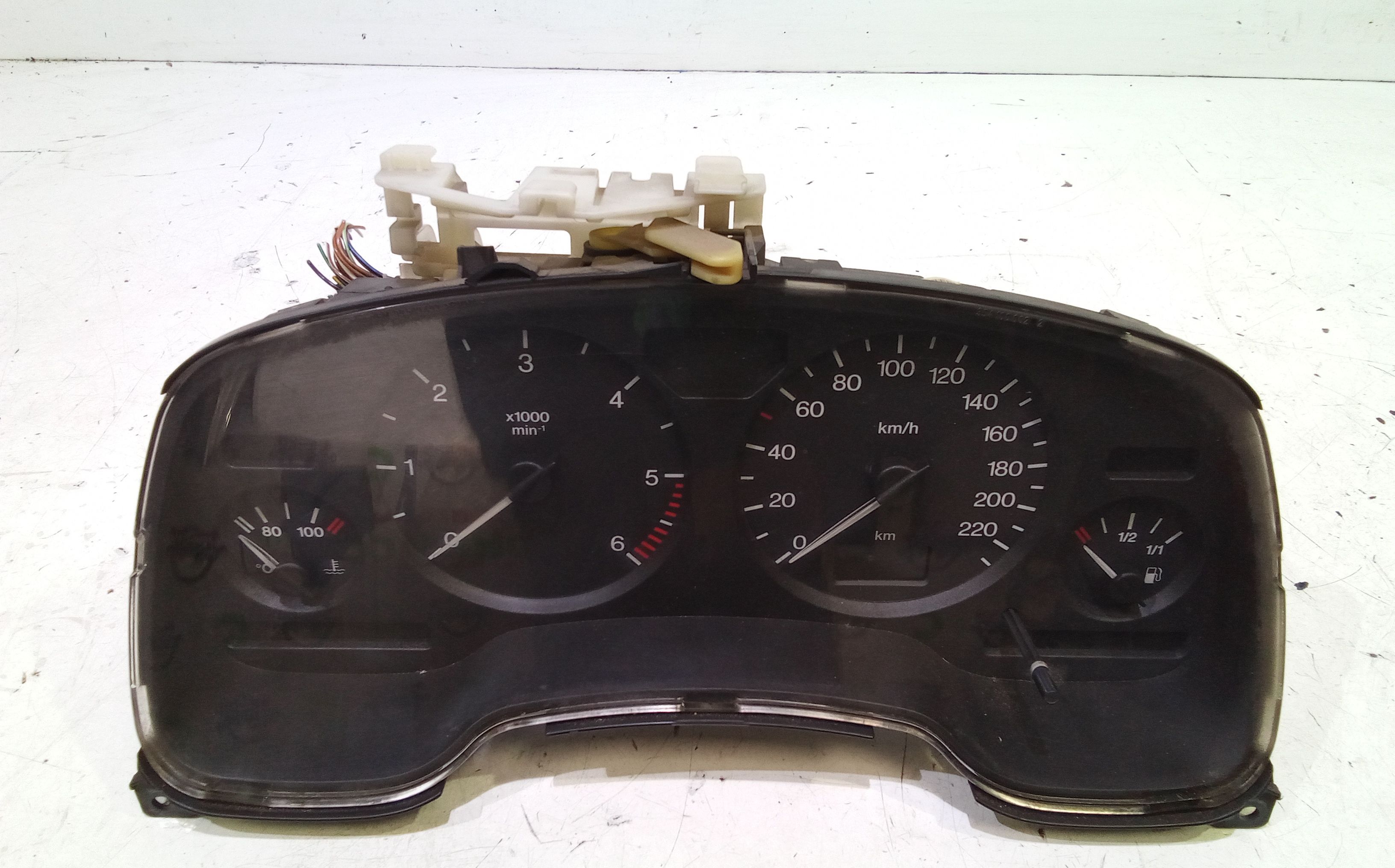 Quadro Portastrumenti Usato