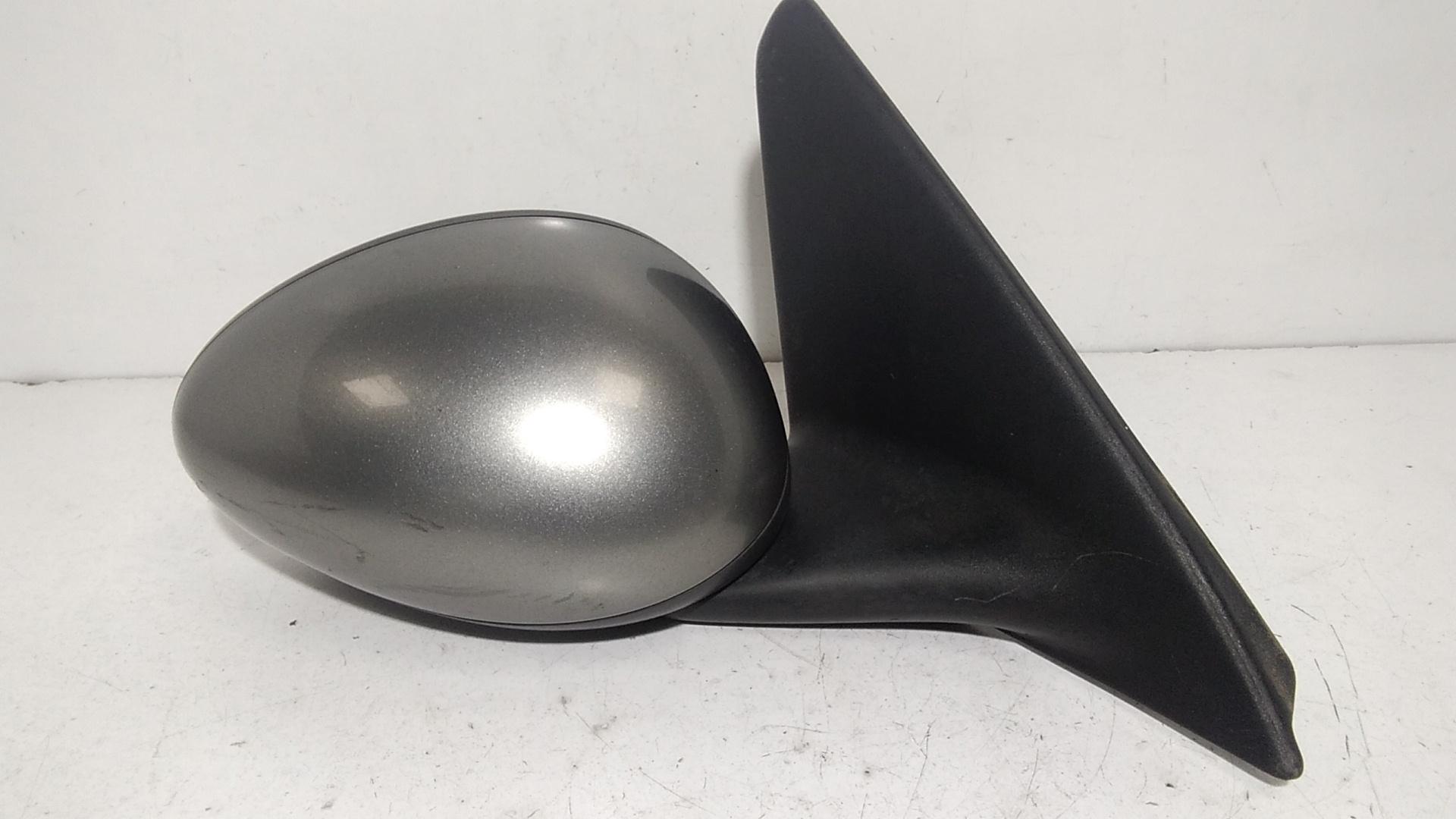 Retrovisore Est. Destro Usato