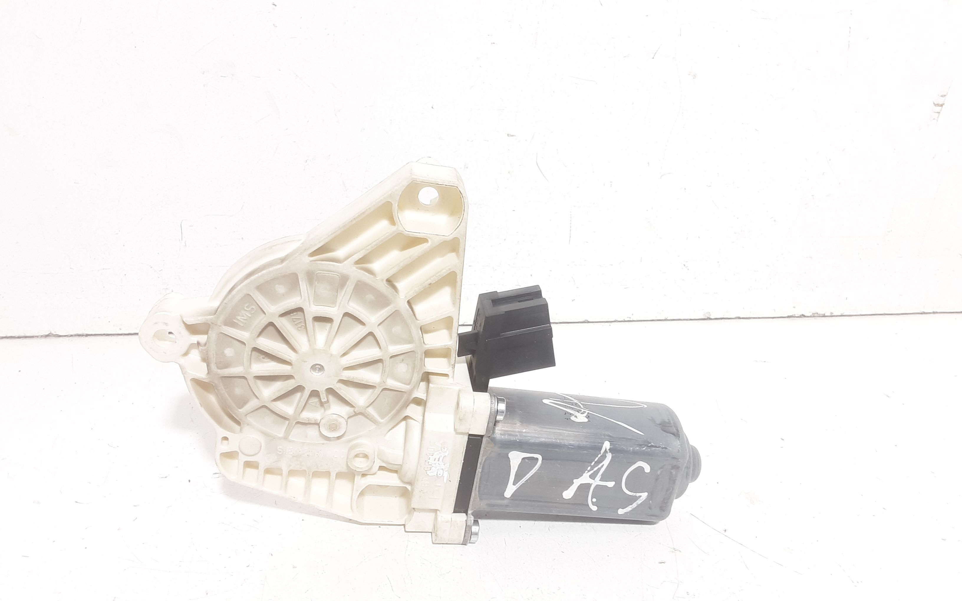 Motorino Alzacristallo Porta Ant. Destro A1698204242 Usato