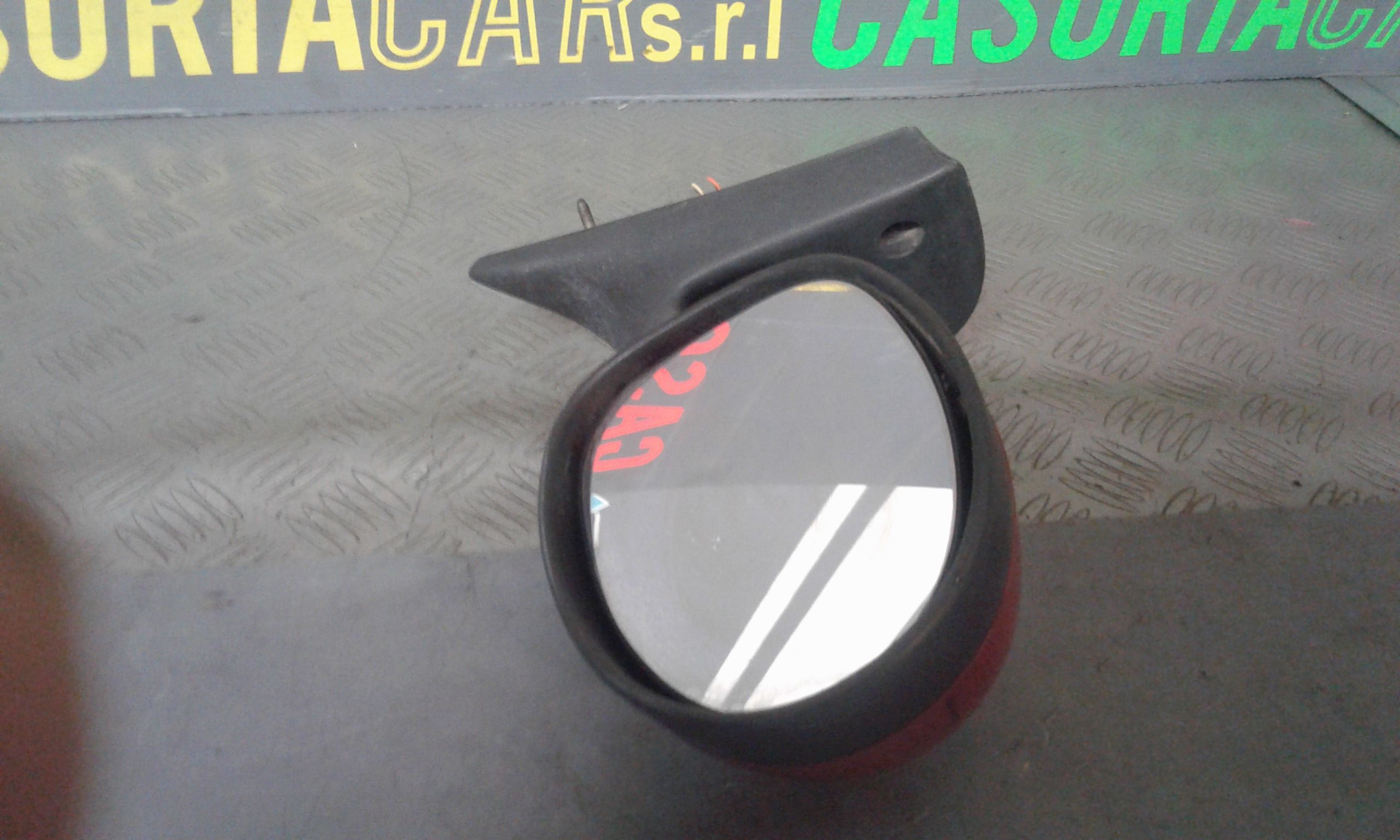 Retrovisore Est. Destro 7701207794 Usato