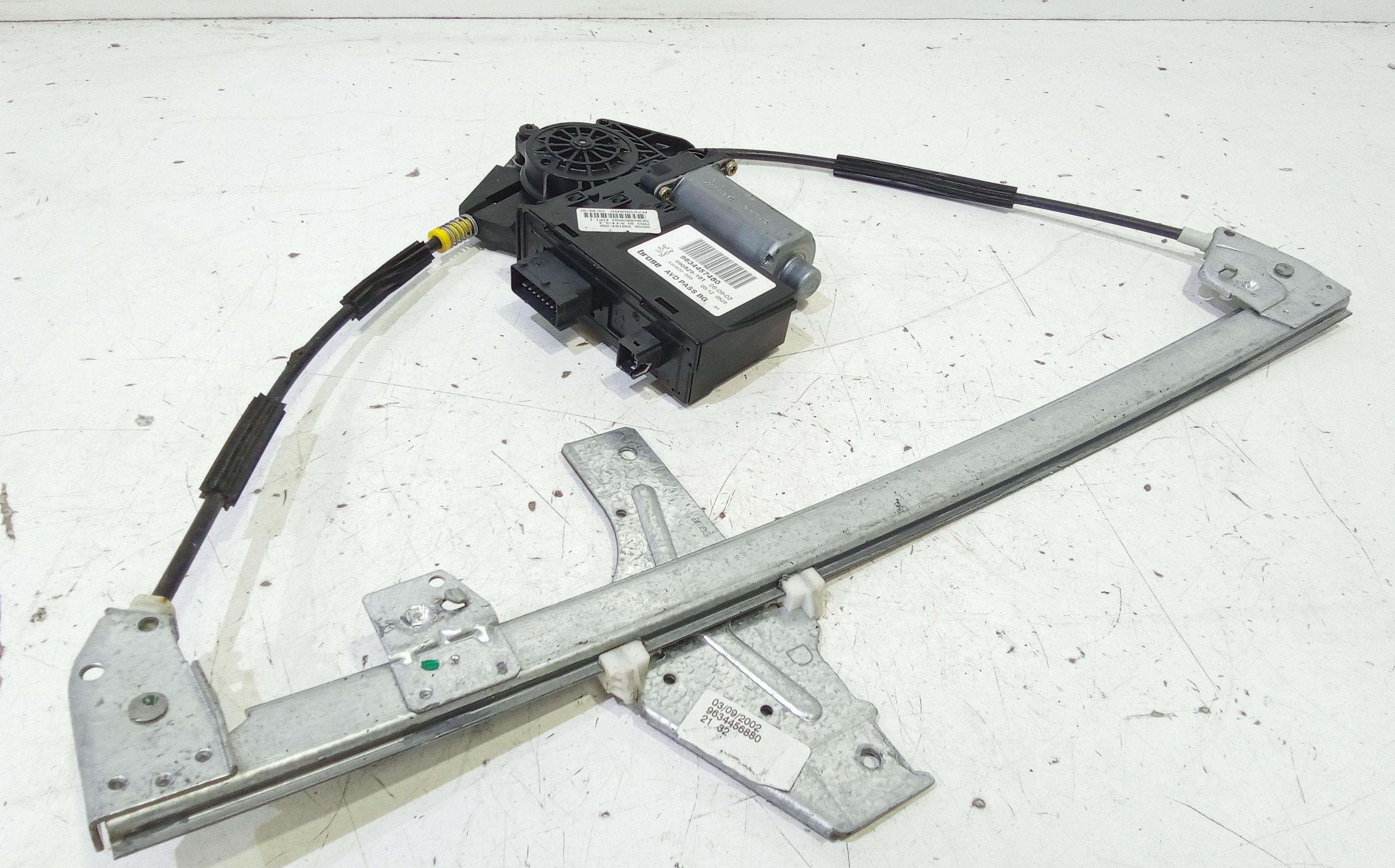 Alzacristallo Porta Ant. Destro Usato