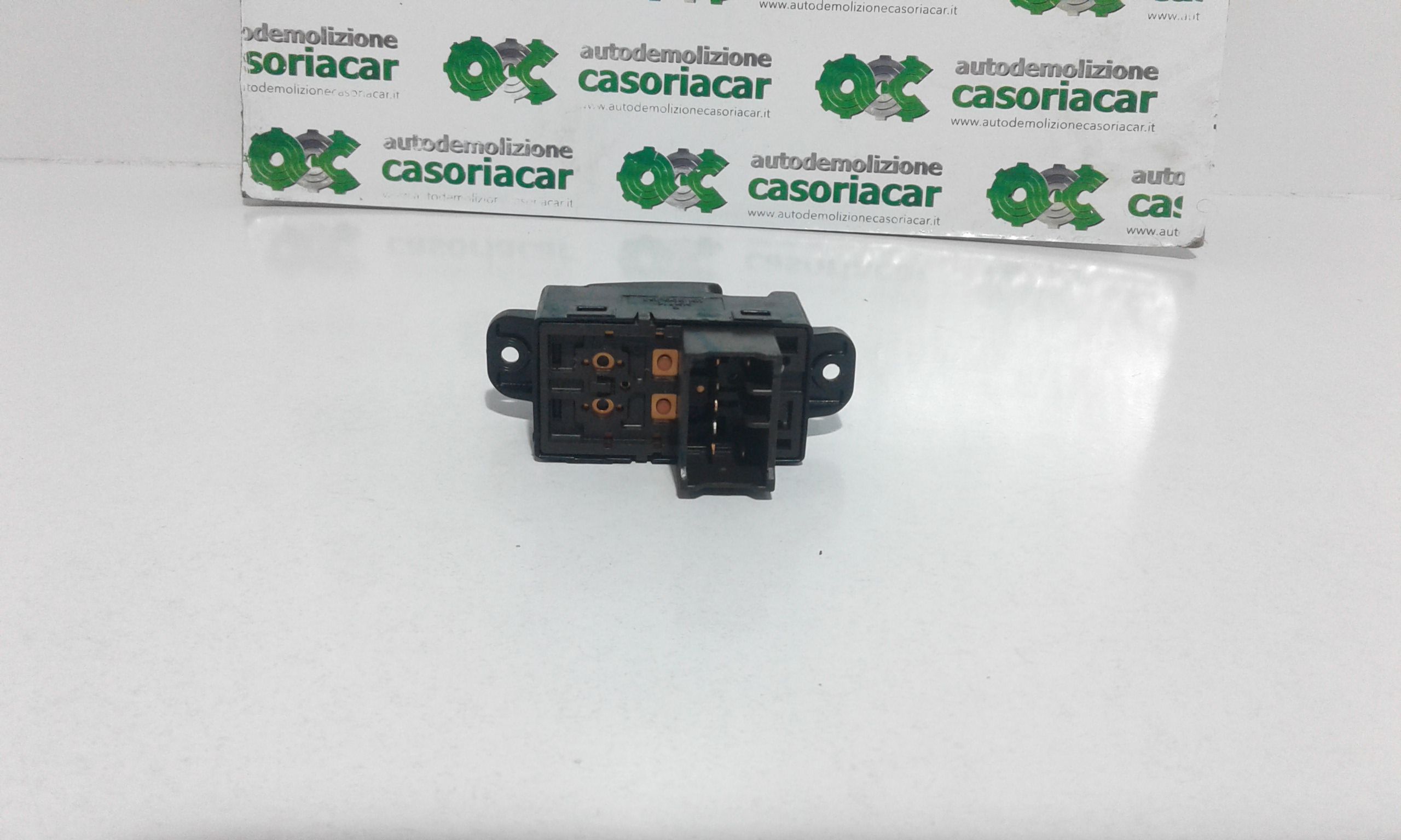 Interruttore Alzacristalli Porta Post. Sinistro 935800X0004X Usato