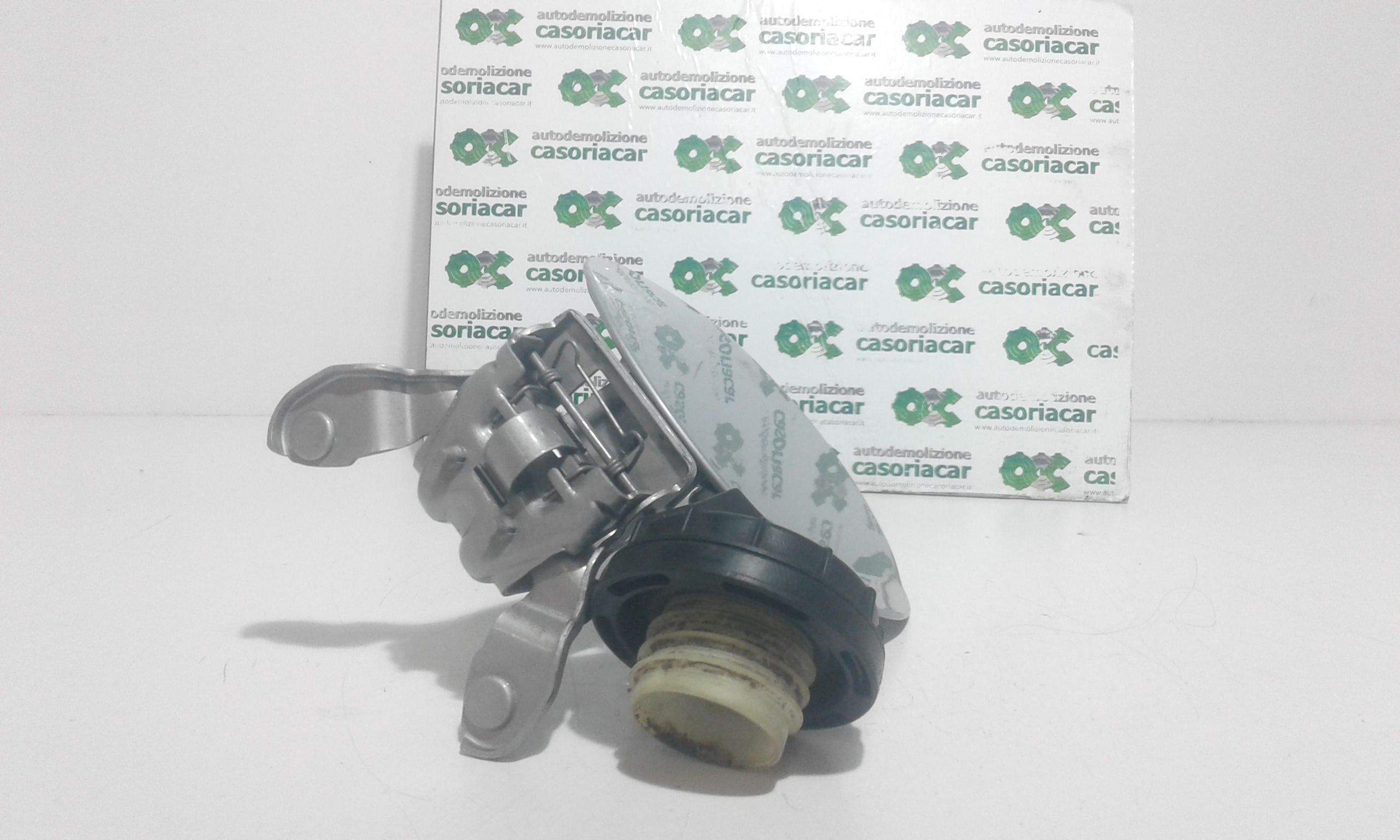 Sportello Carburante 695101F000 Usato