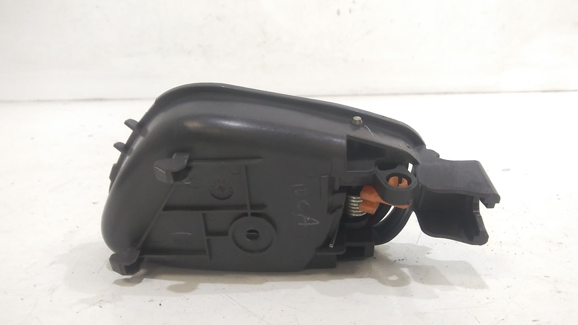 Maniglia Int. Apertura Porta Post. Destro 96981779 Usato