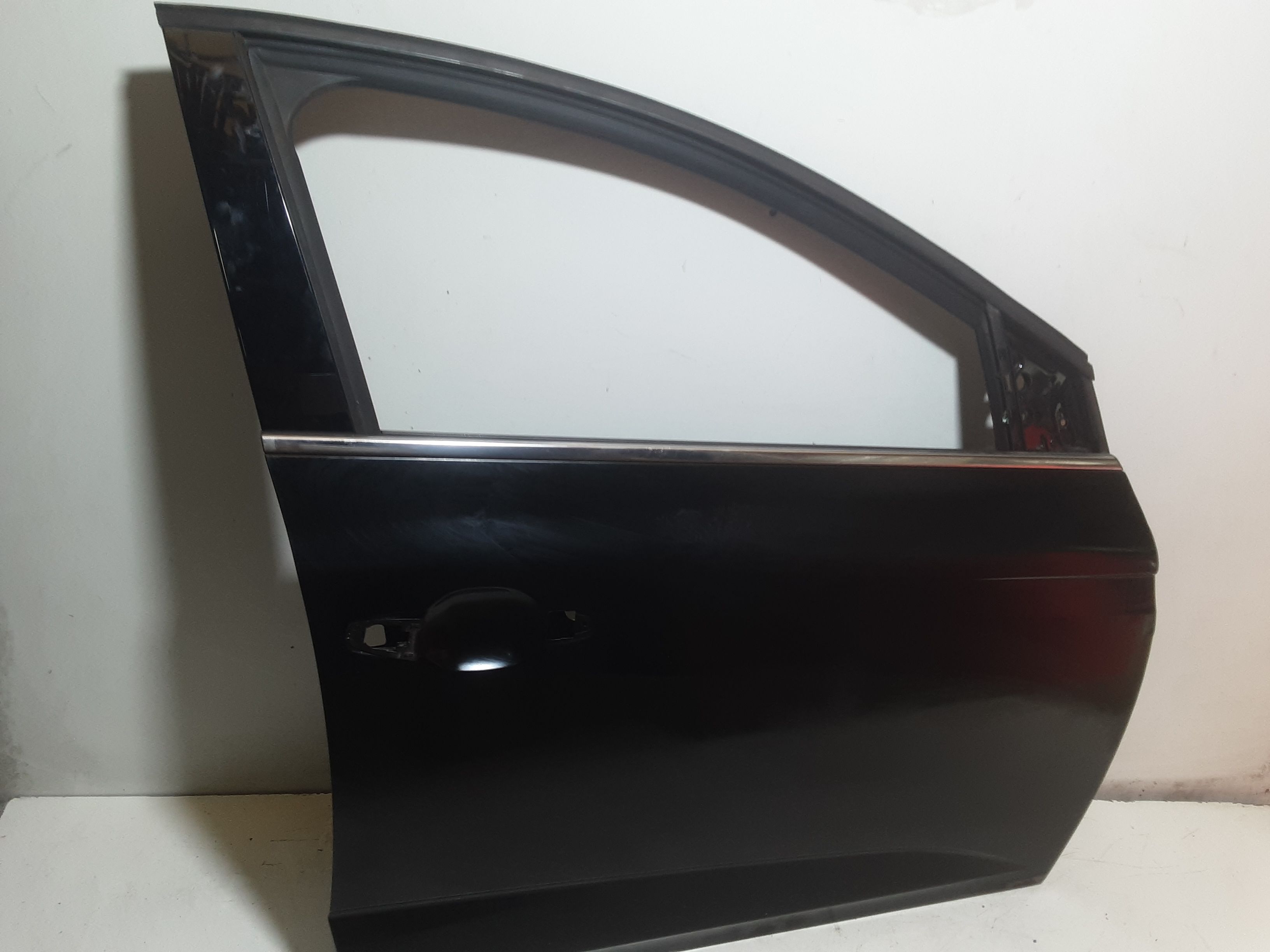 Porta Ant. Destro 801008869R Usato