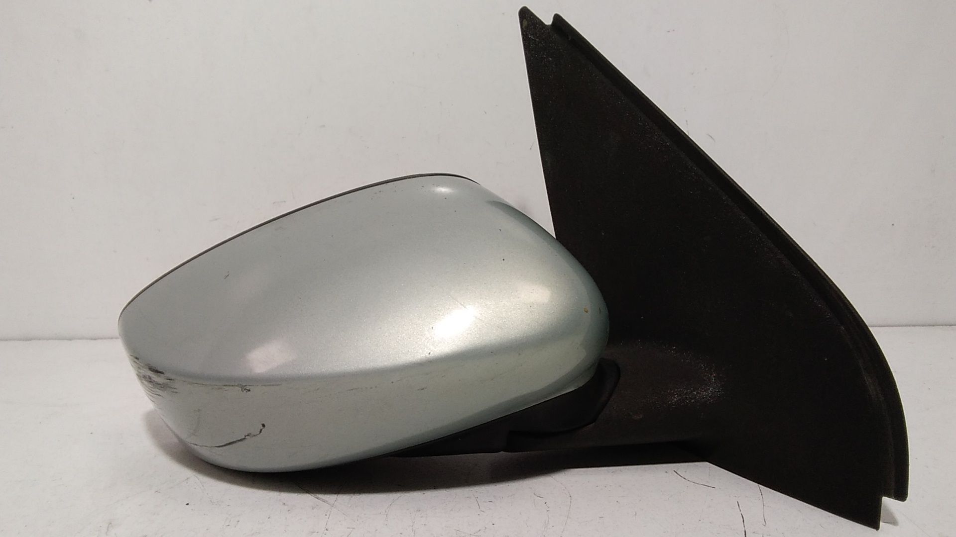 Retrovisore Est. Destro Usato